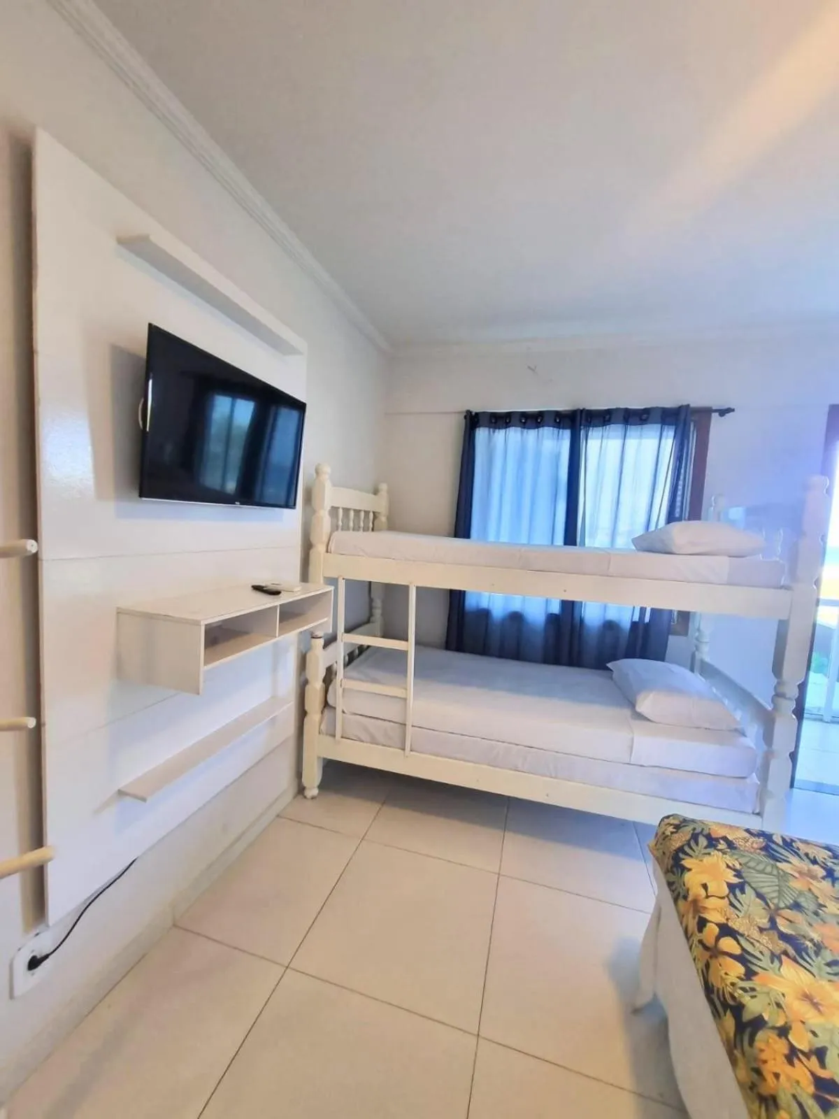 Photo of the whole room, Bed in Terra Nova Cabo Frio Front Beach