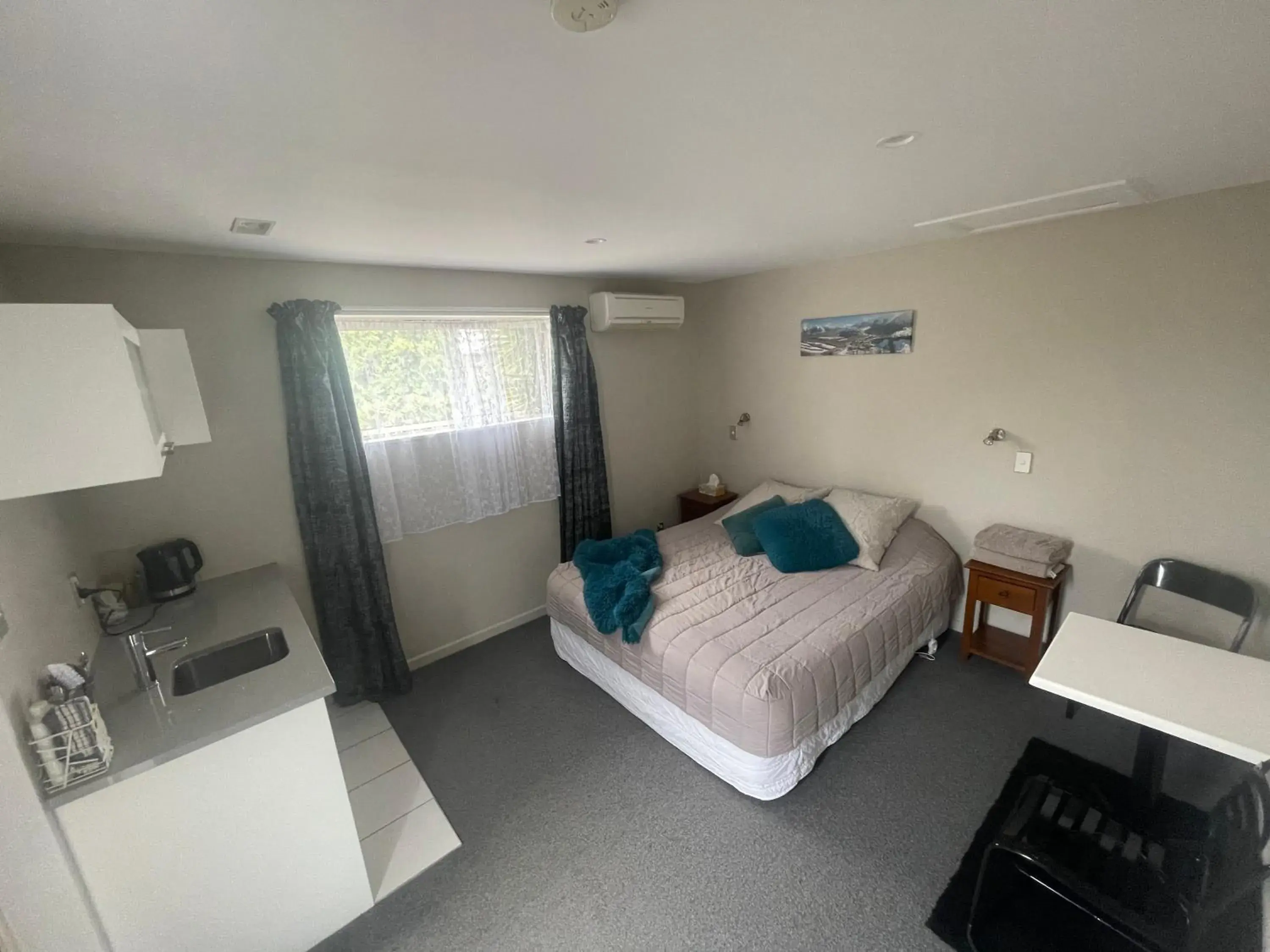 King Studio in Springfield Motel and Lodge King Studio in Springfield Motel and Lodge