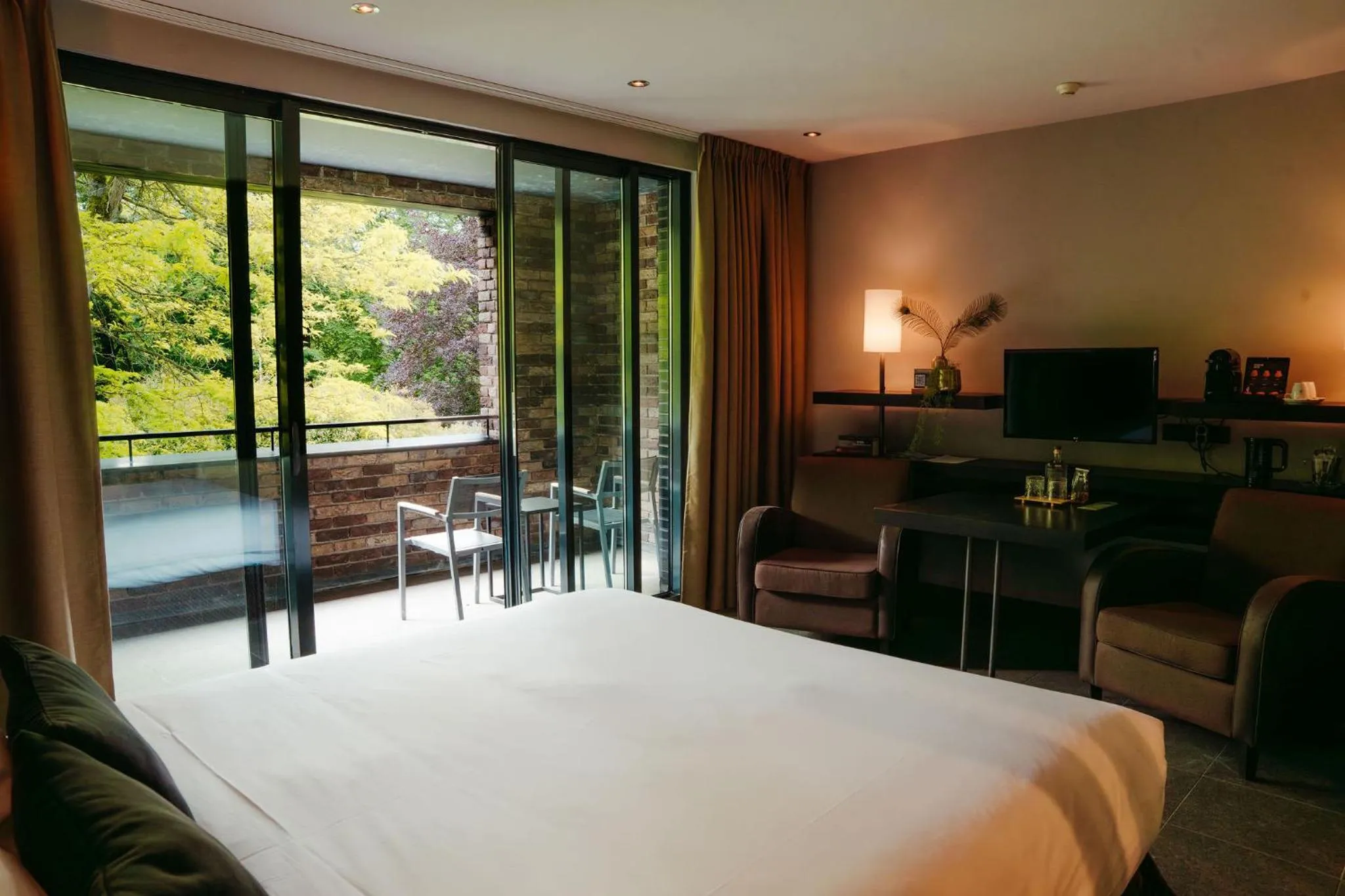 View (from property/room), Bed in Hotel Gastronomique de Echoput