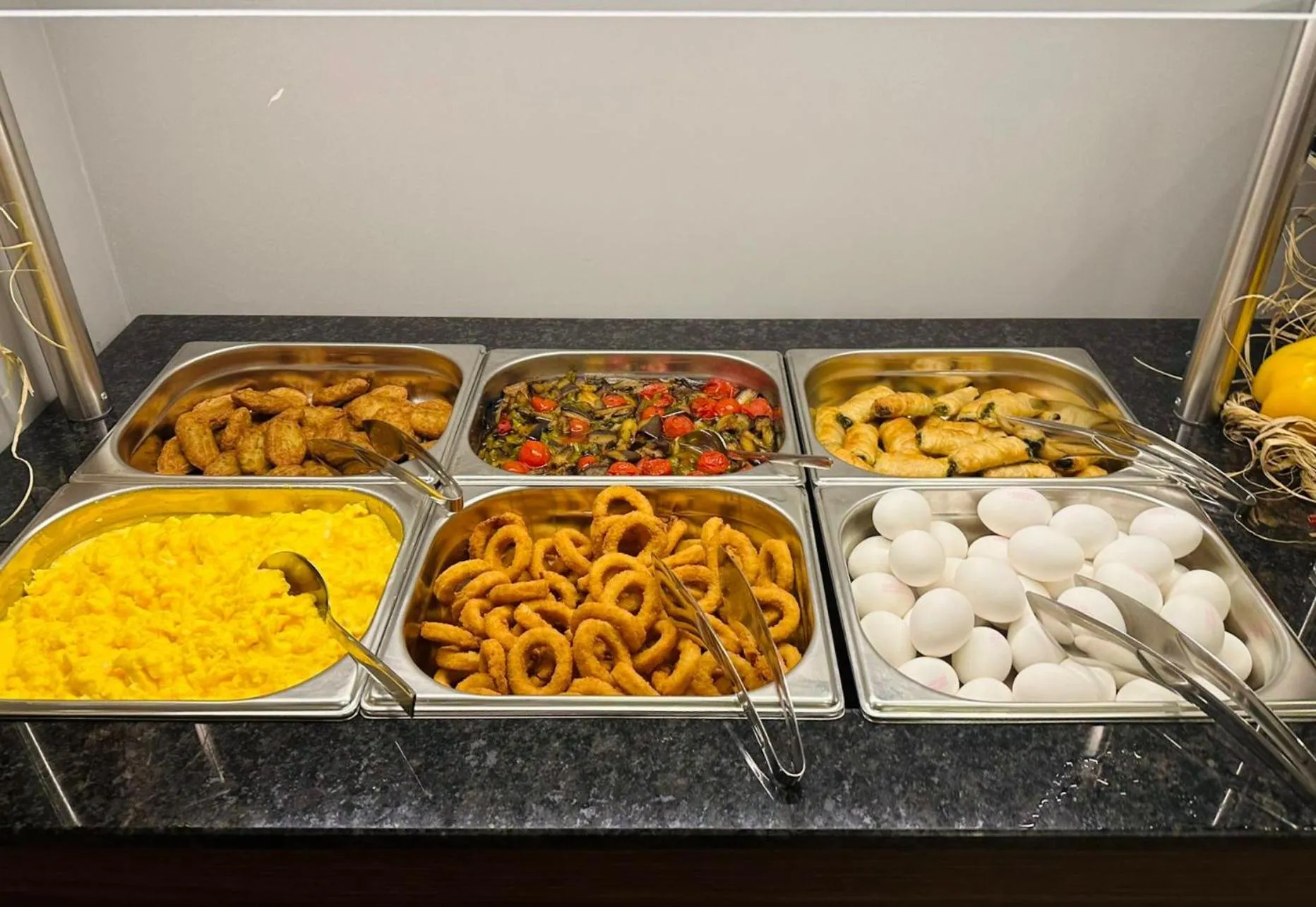 Buffet breakfast in Downtown Sirkeci Hotel