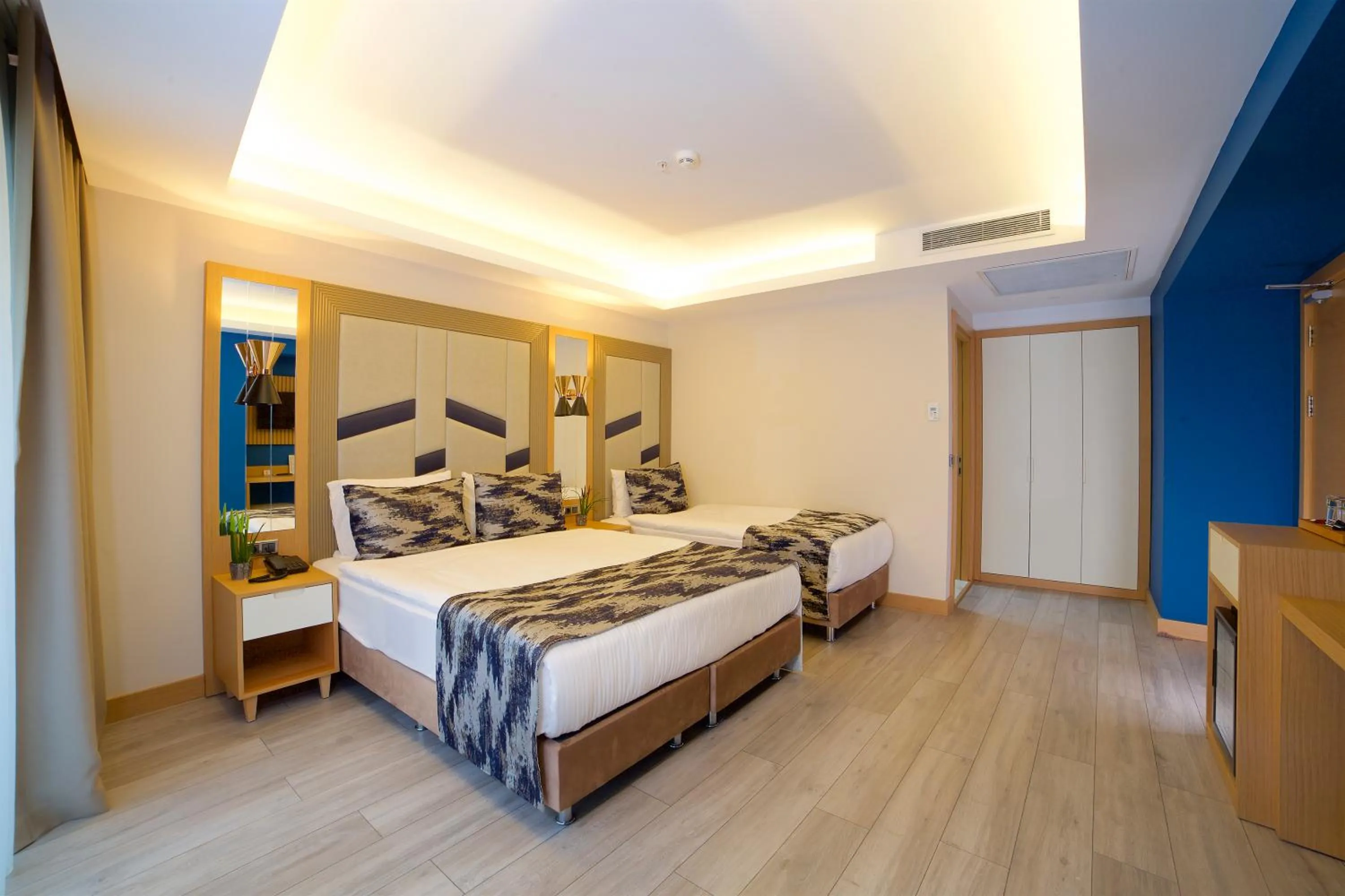 Bed in Downtown Sirkeci Hotel