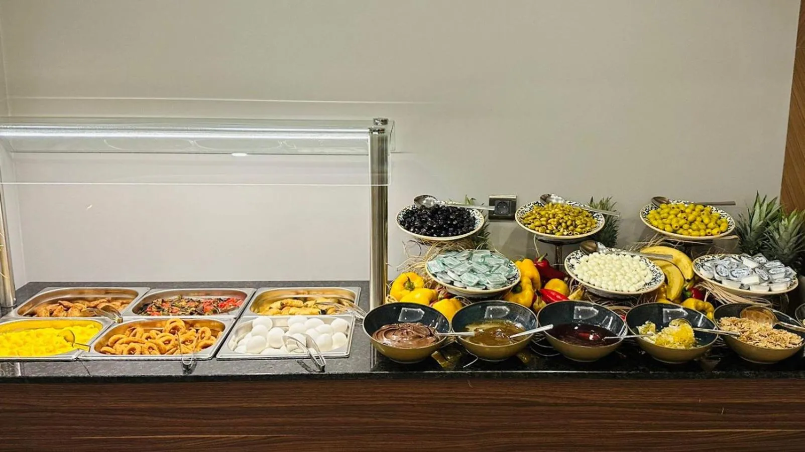 Breakfast in Downtown Sirkeci Hotel