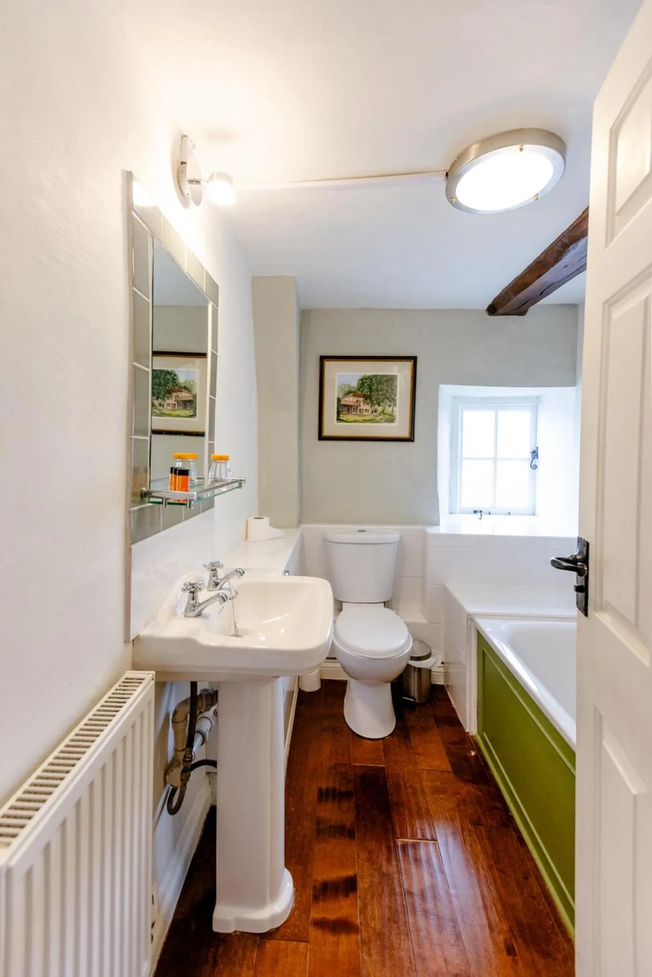 Bathroom in The White Horse Inn