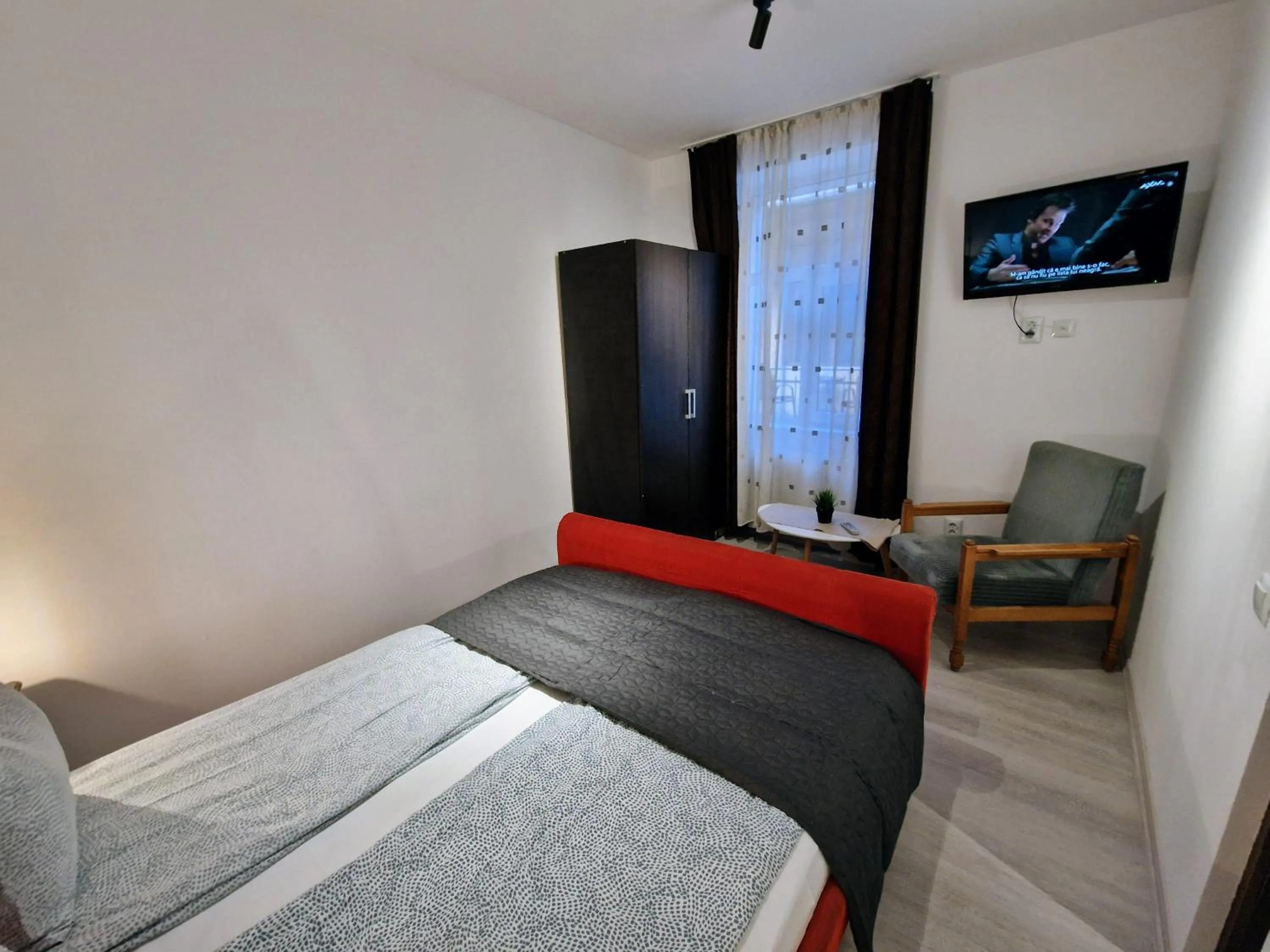 Bedroom, Bed in Main Square Apartments & More