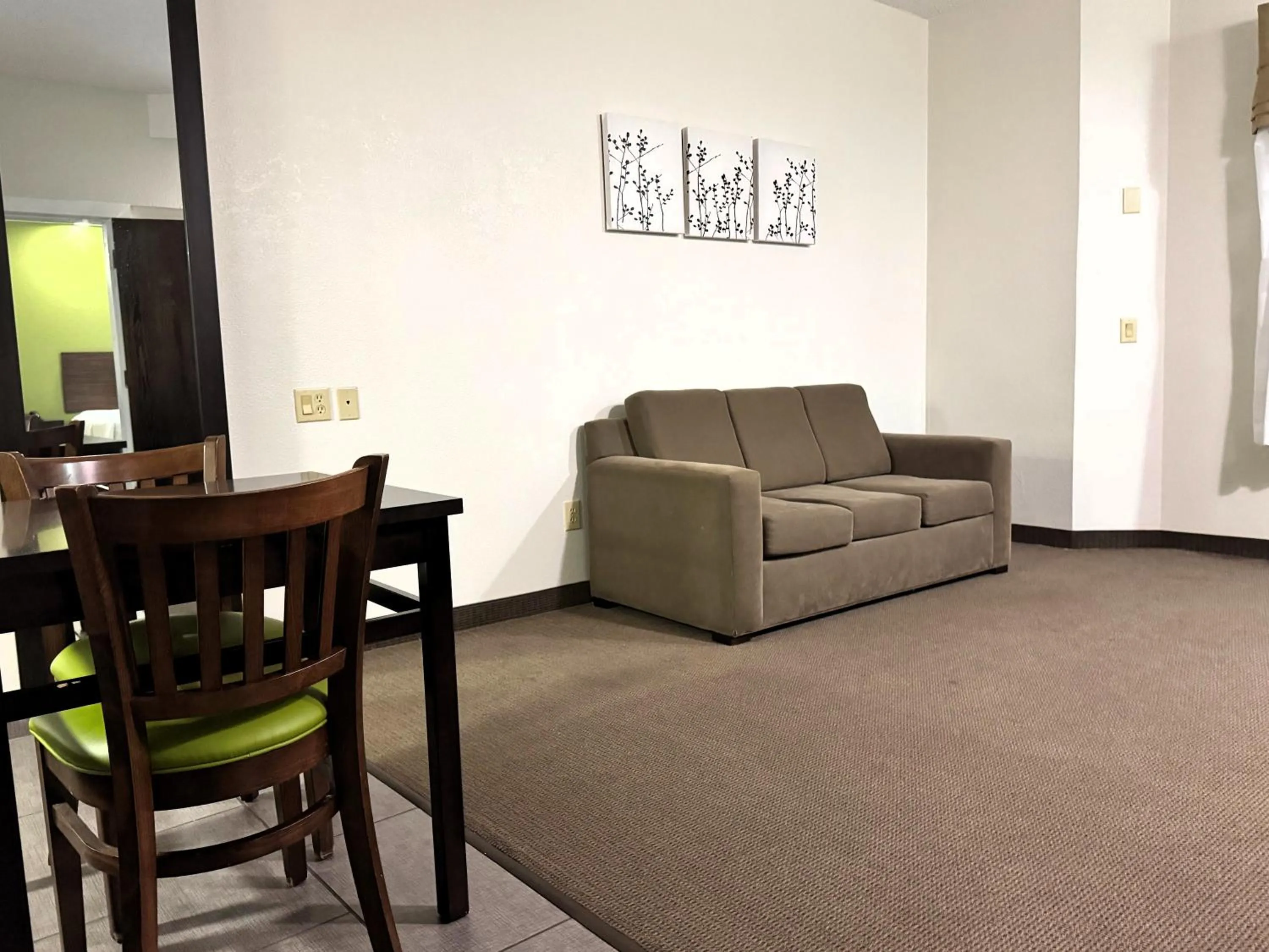 Seating area in Travelodge by Wyndham