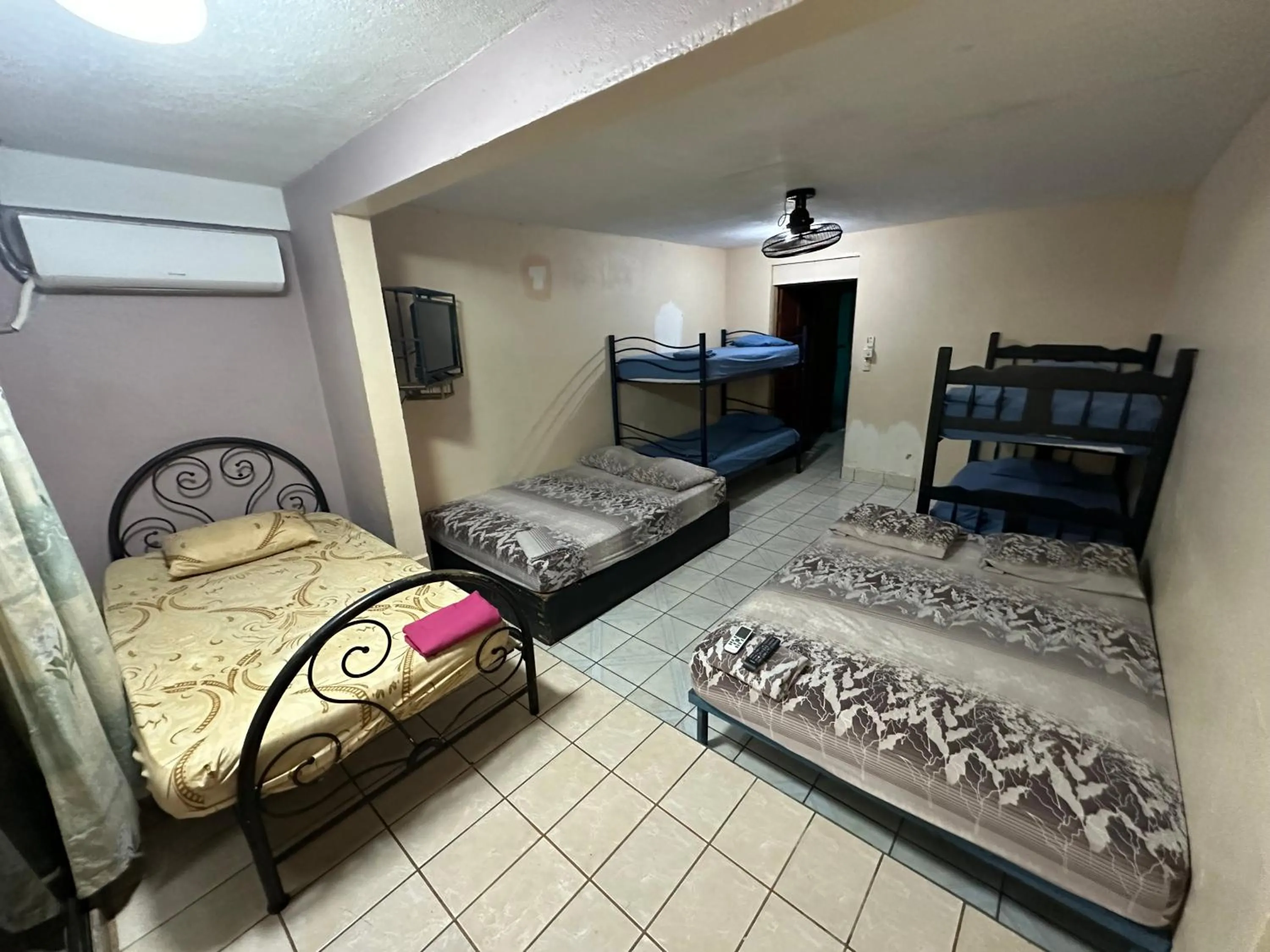 Bedroom in Wide Mouth Frog Conchal