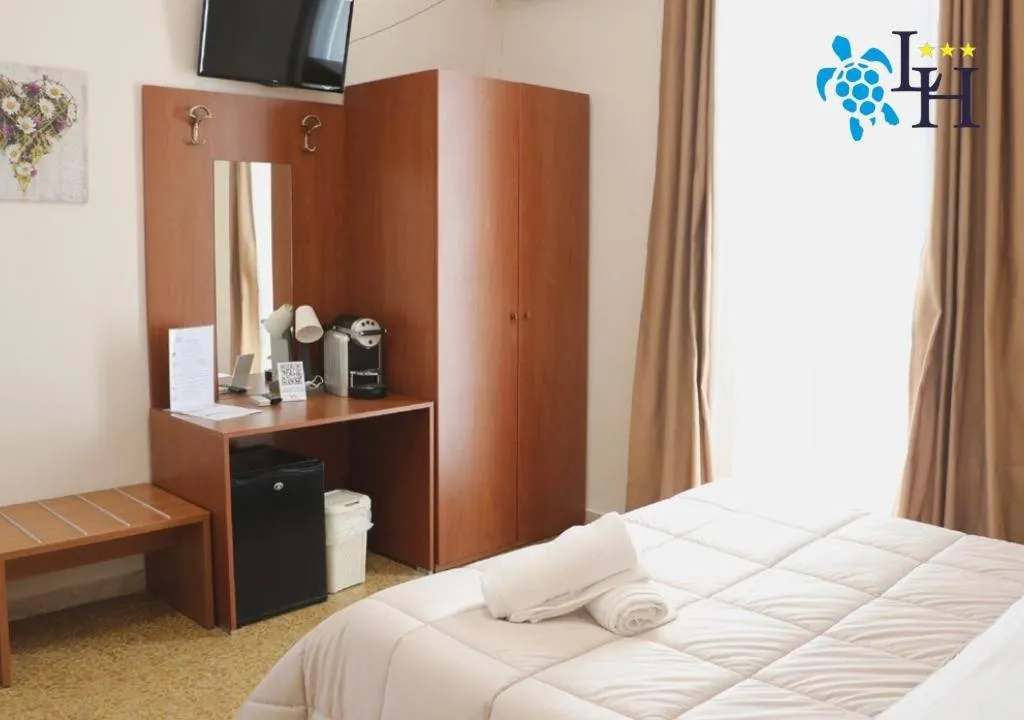 TV and multimedia, Bed in Hotel Lora RDA Luxury