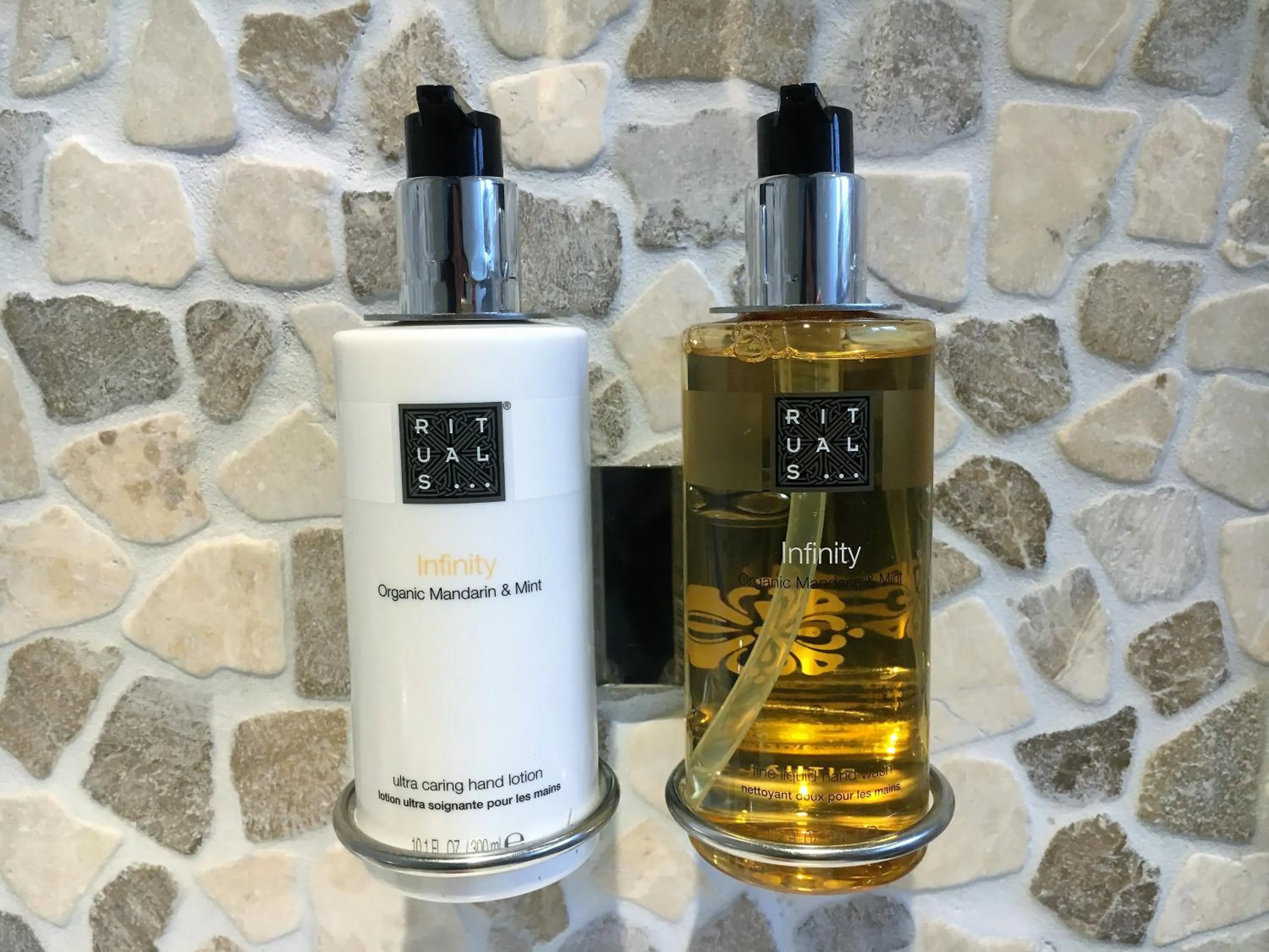 Bathroom in B & B Villa Suisse