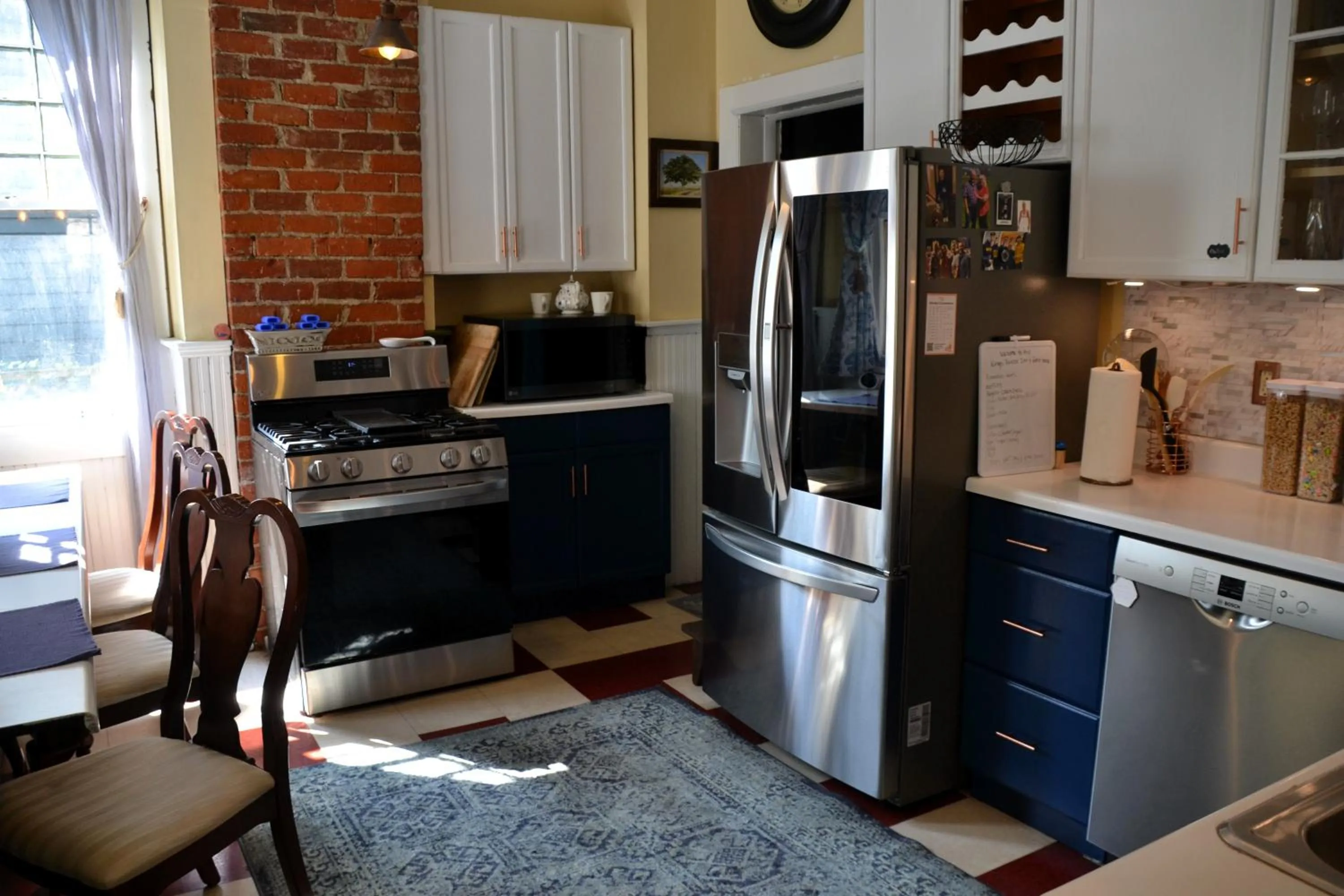 Coffee/tea facilities in The Kings Throne Inn and Guest House