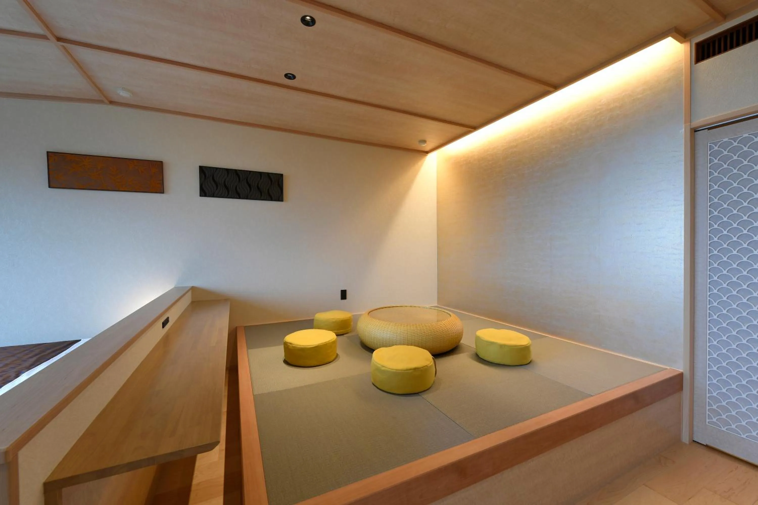 Photo of the whole room in Takimotokan Yuki No Sato