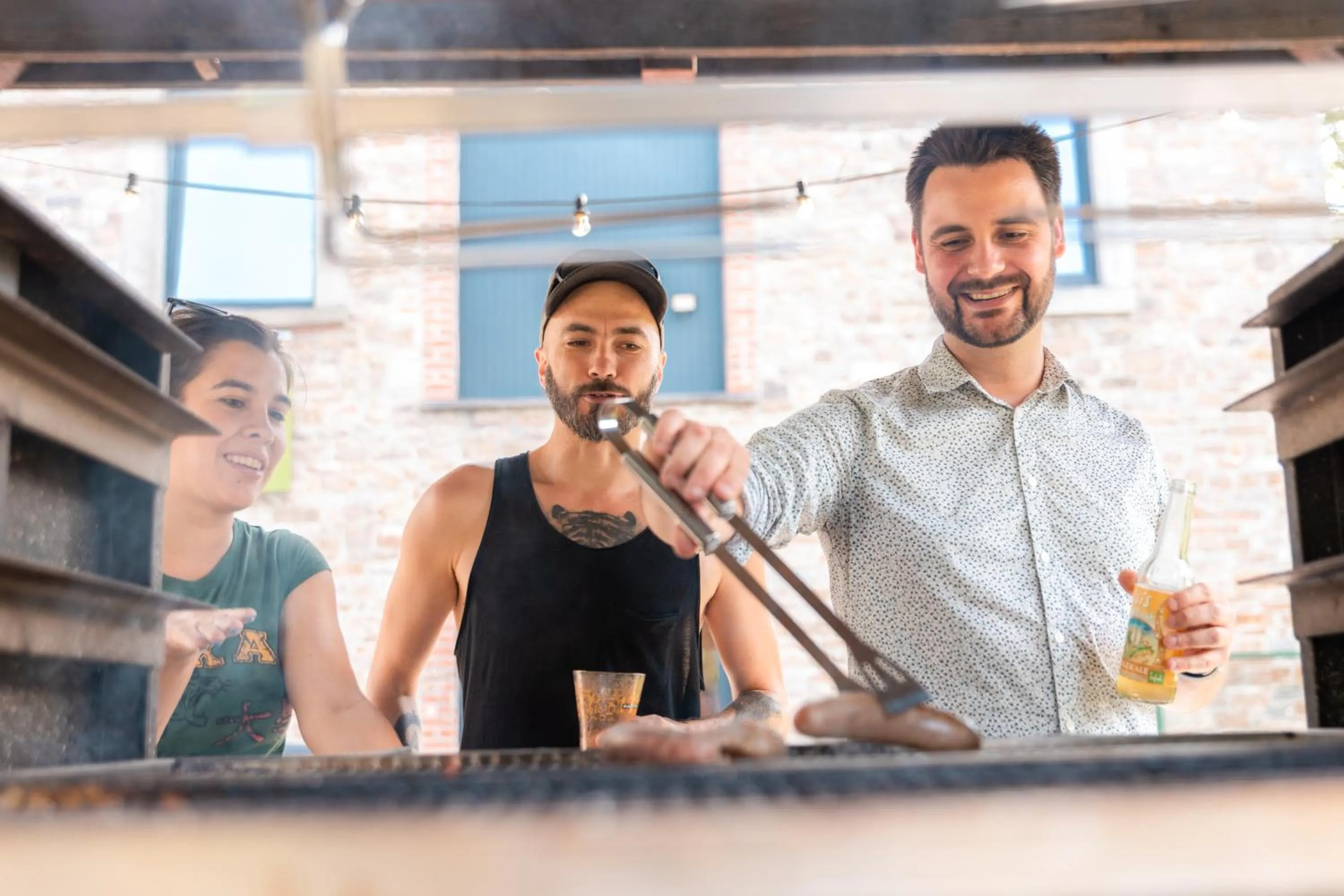 BBQ facilities in Auberge de Jeunesse de La Roche - Champlon