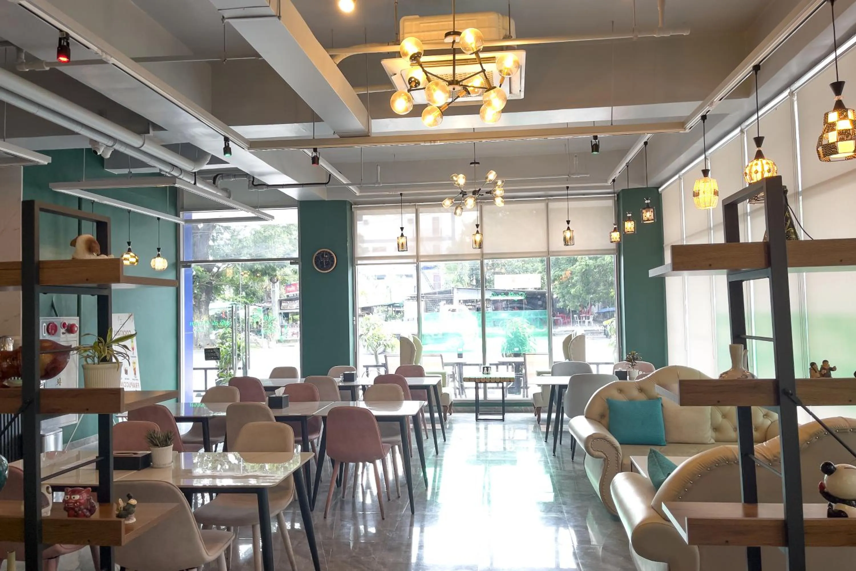 The Clover Hotel Angeles City