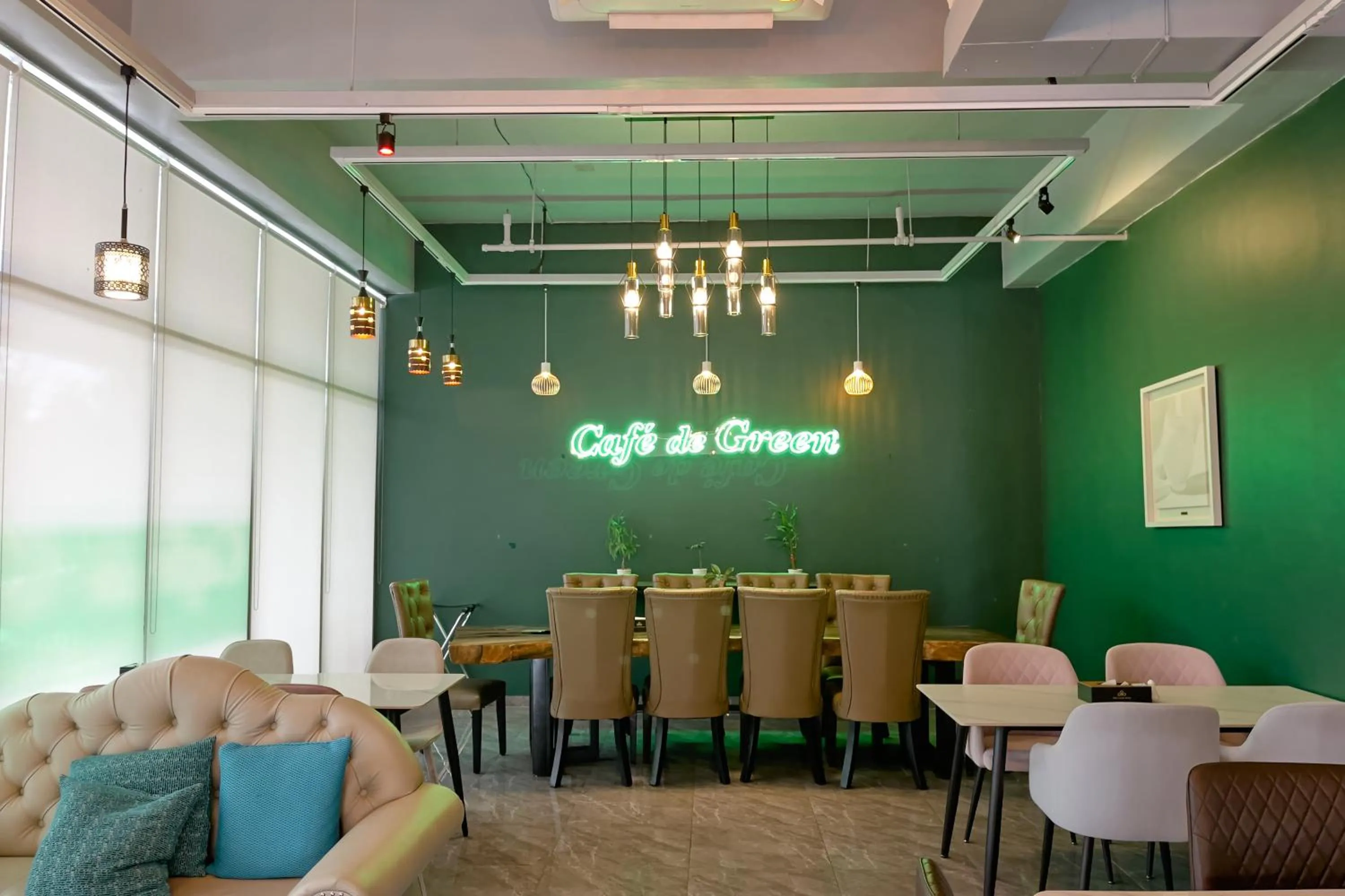 The Clover Hotel Angeles City