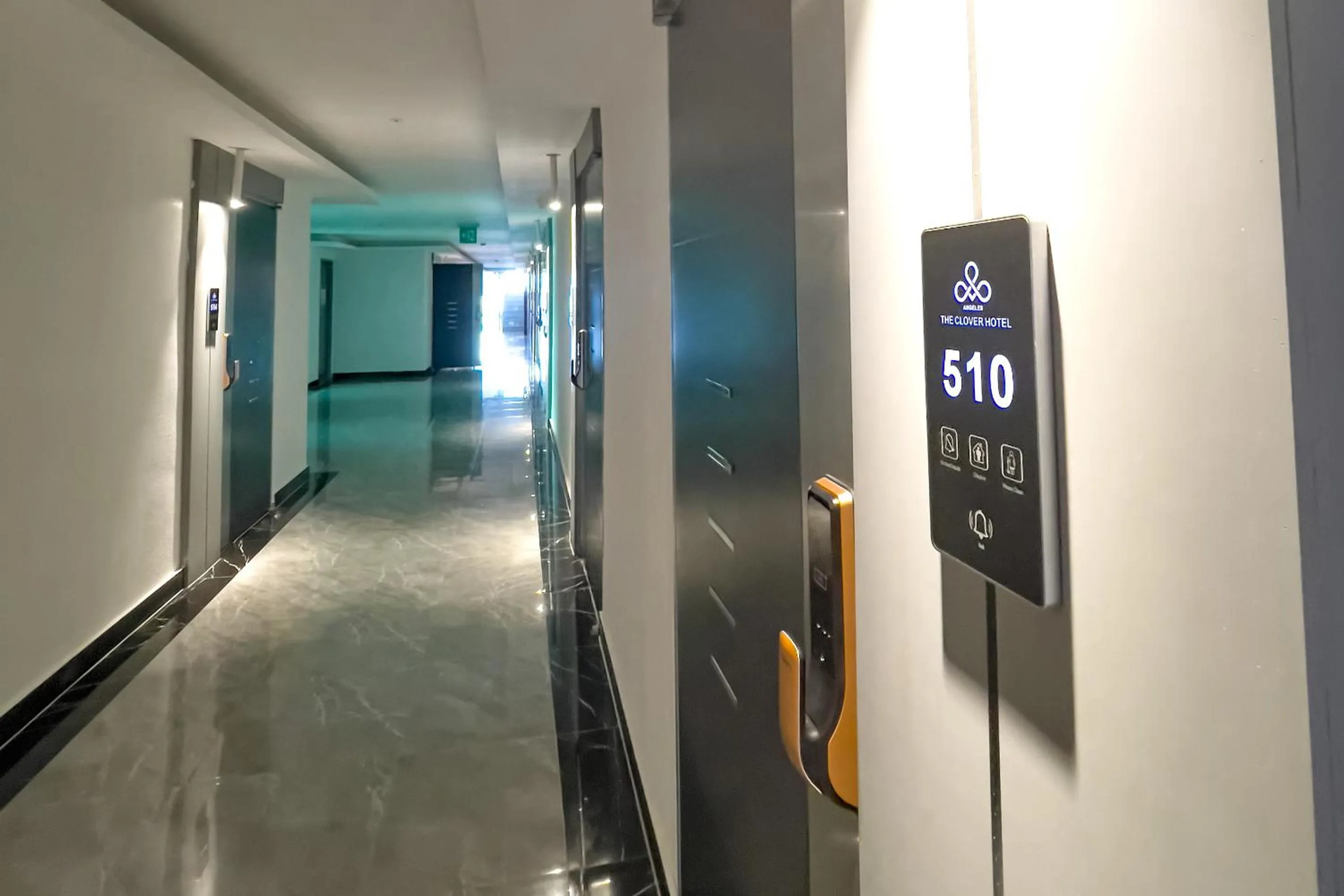 The Clover Hotel Angeles City