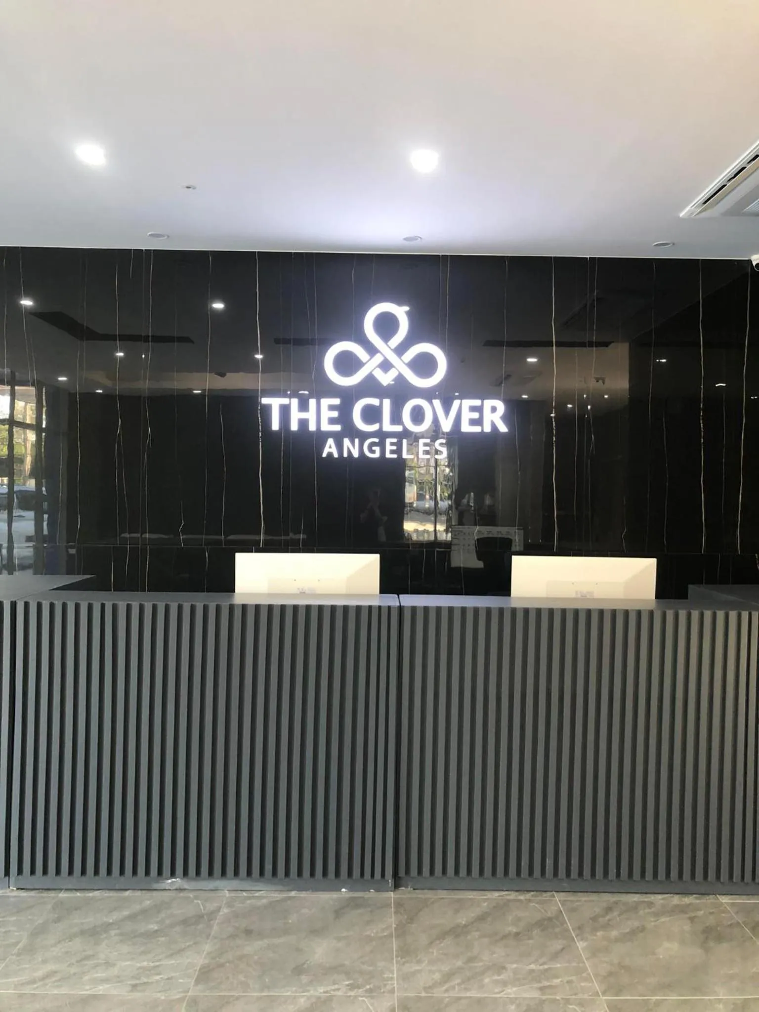 The Clover Hotel Angeles City