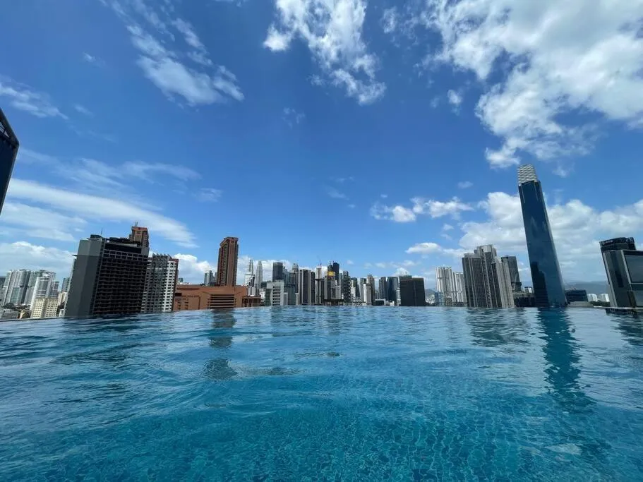 City view in D’ Majestic Place by Bimbee