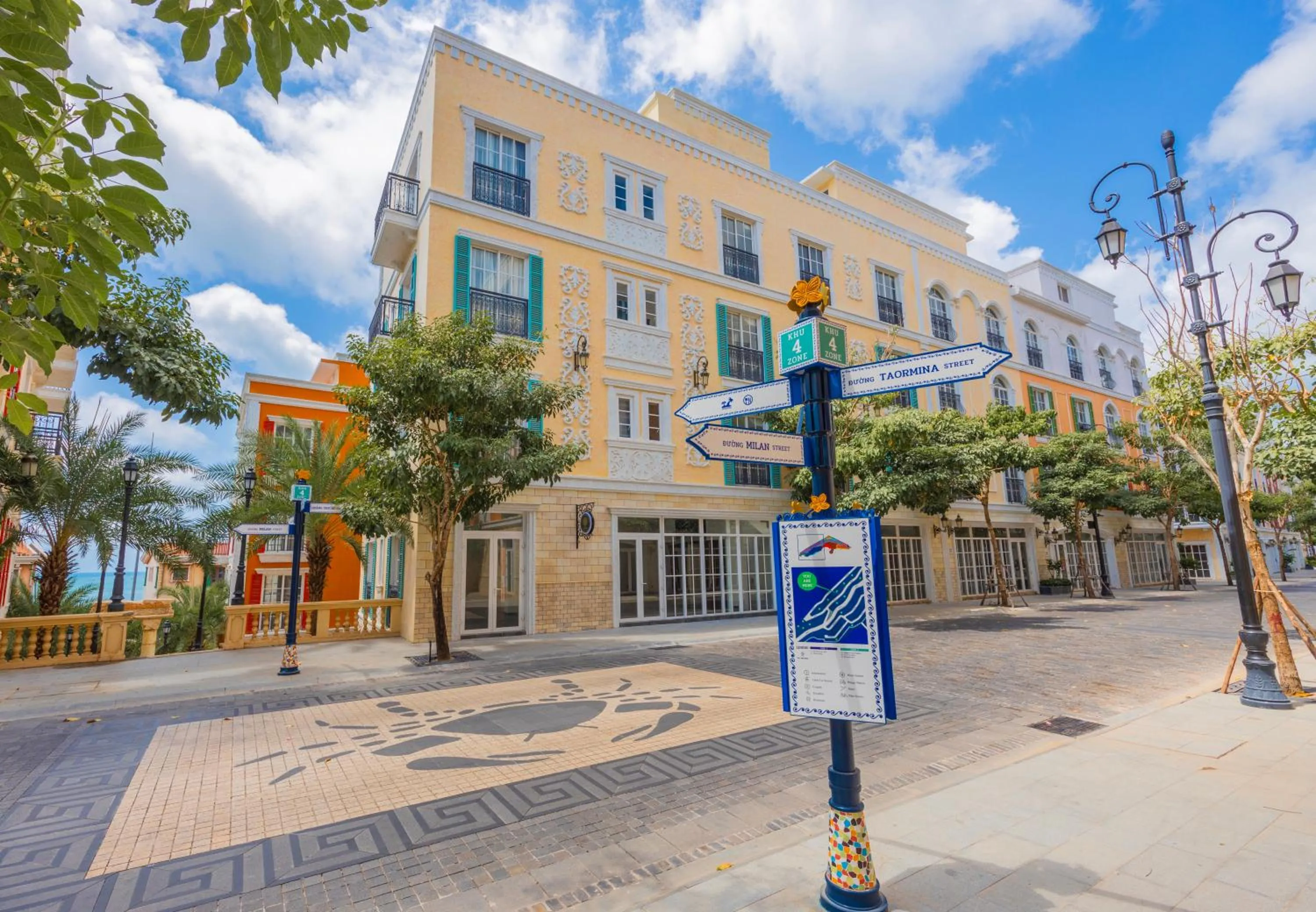 Merci Hotels - Sunset Town Phu Quoc