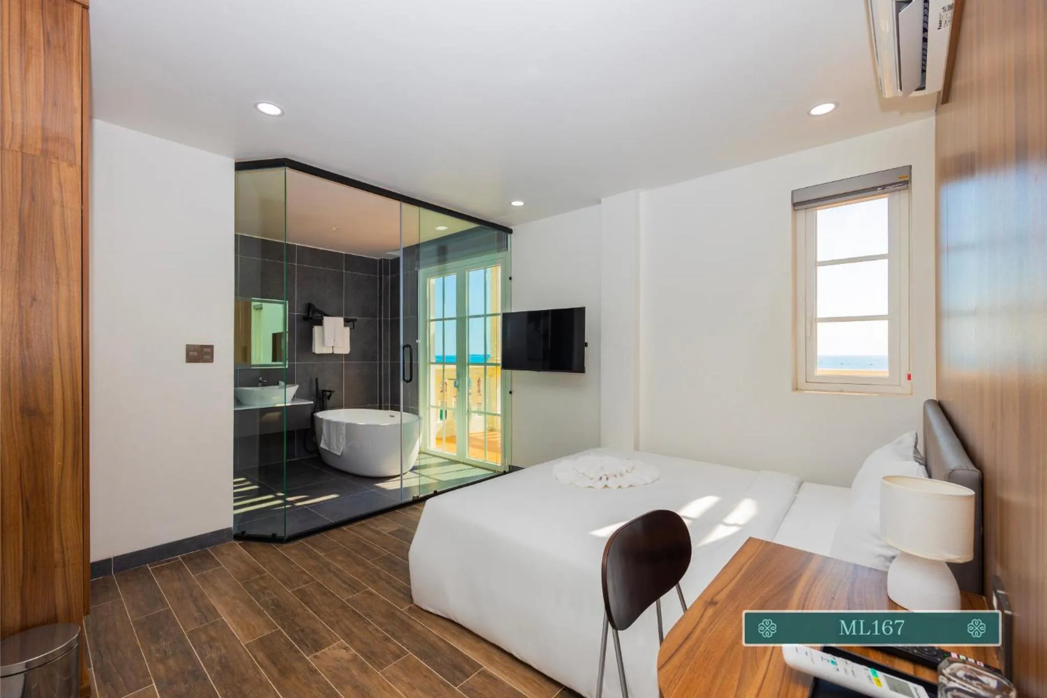 Bed in Merci Hotels - Sunset Town Phu Quoc