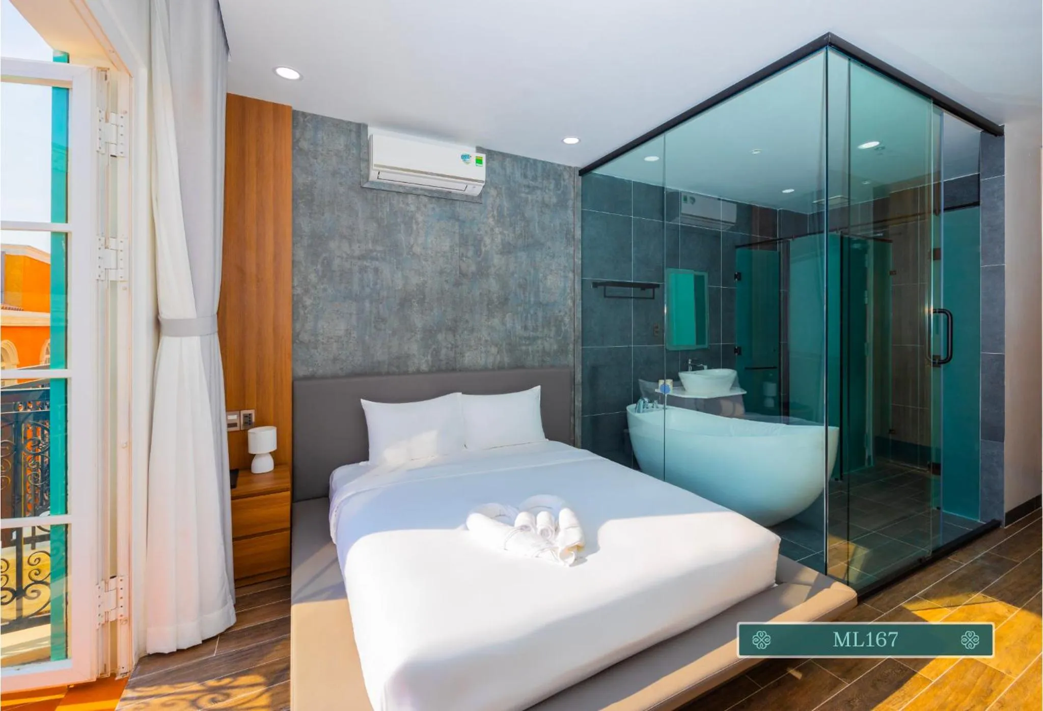 Bed in Merci Hotels - Sunset Town Phu Quoc