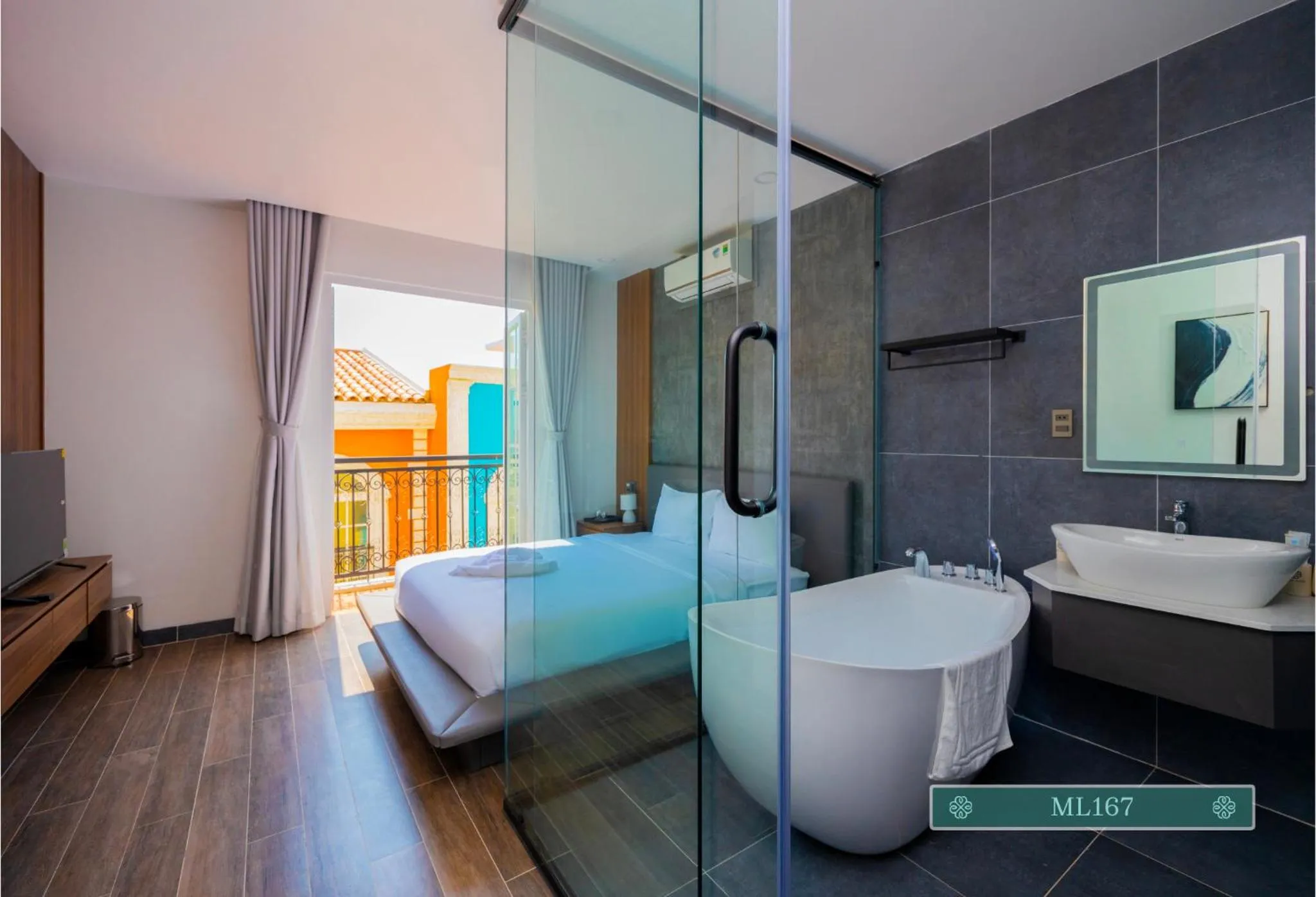 Bed in Merci Hotels - Sunset Town Phu Quoc