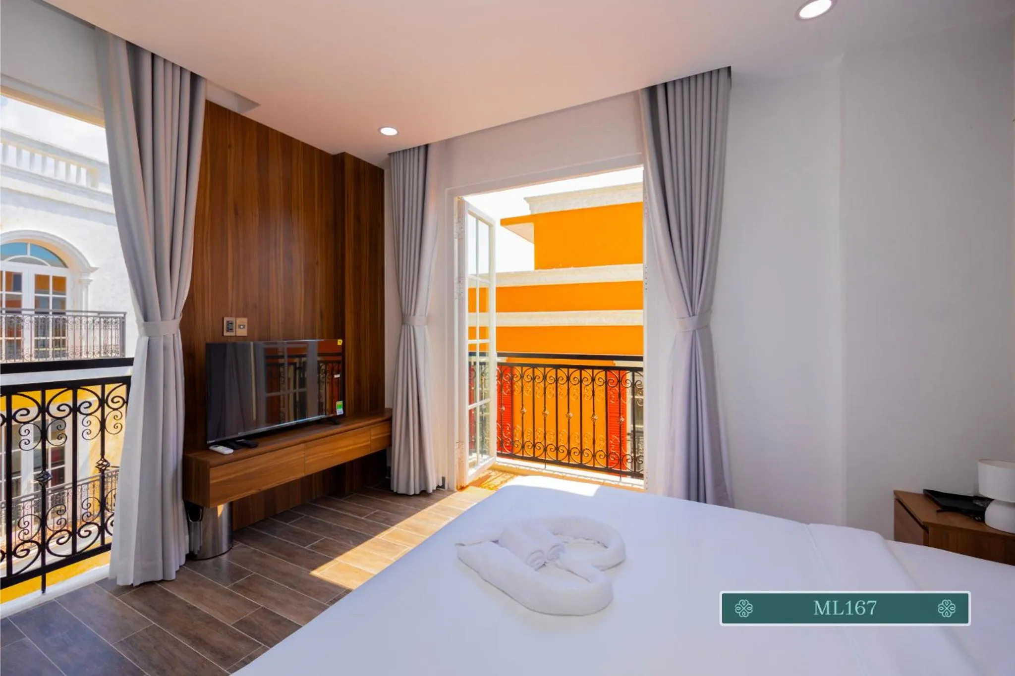 Bed in Merci Hotels - Sunset Town Phu Quoc