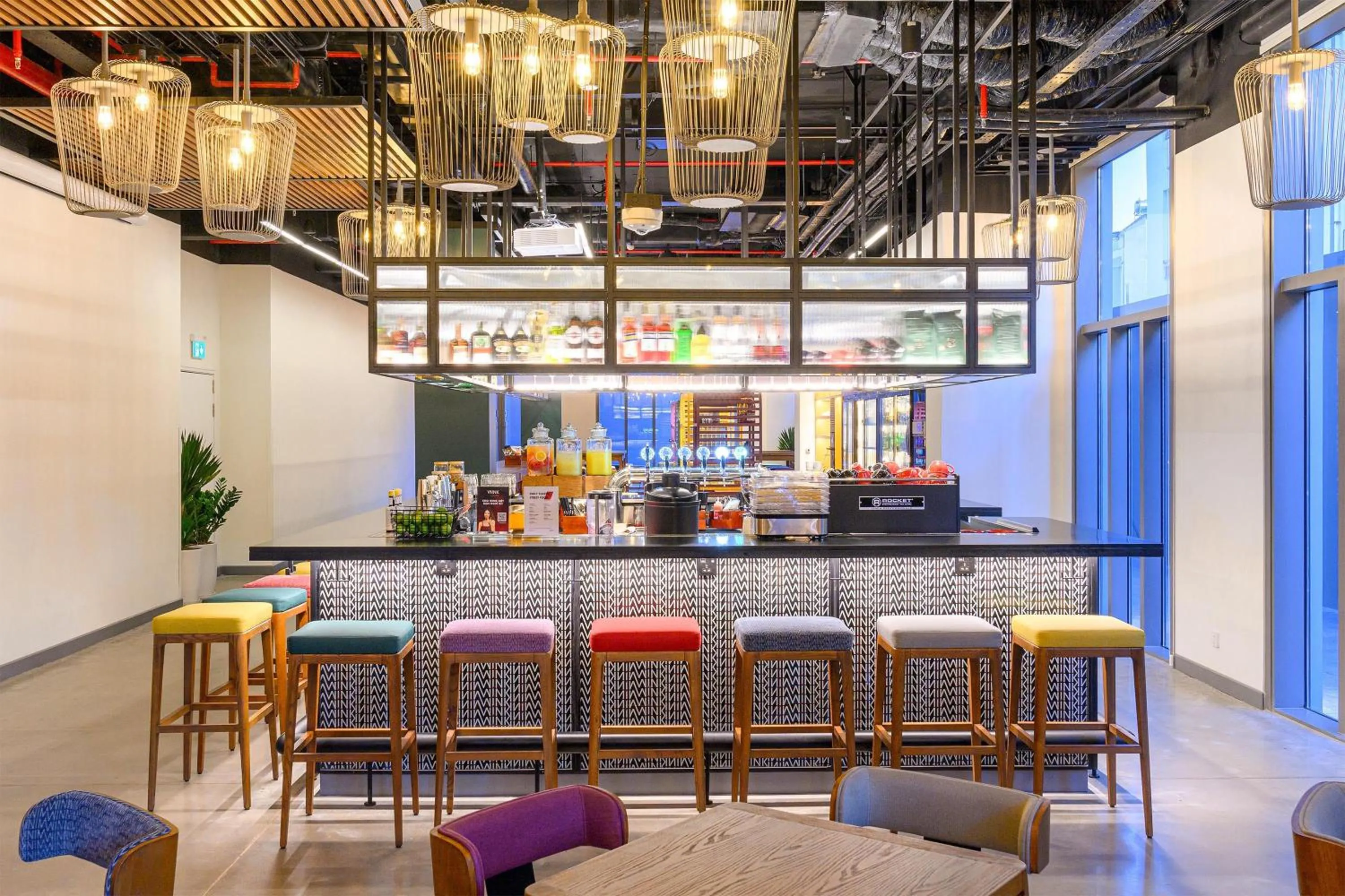 Lounge or bar in Wink Can Tho Centre, Unscripted by Hyatt