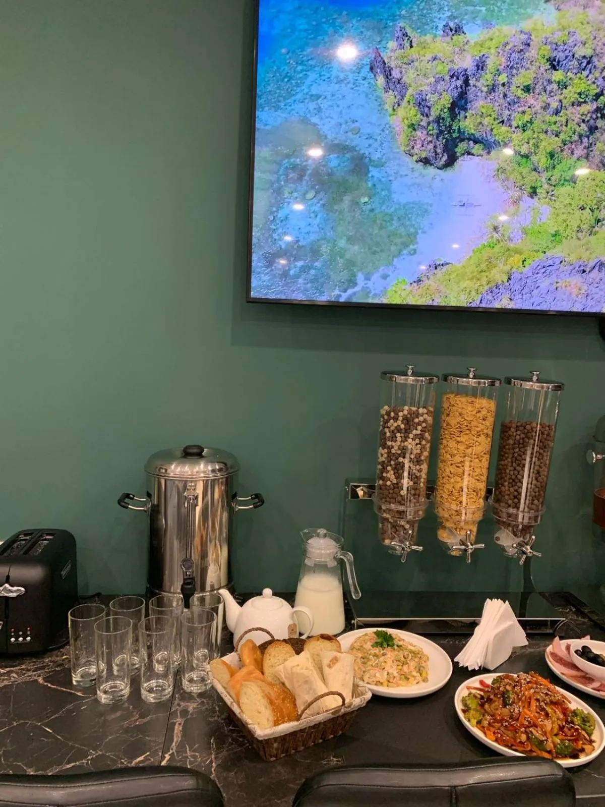 Breakfast in Avenue 23 Boutique Hotel