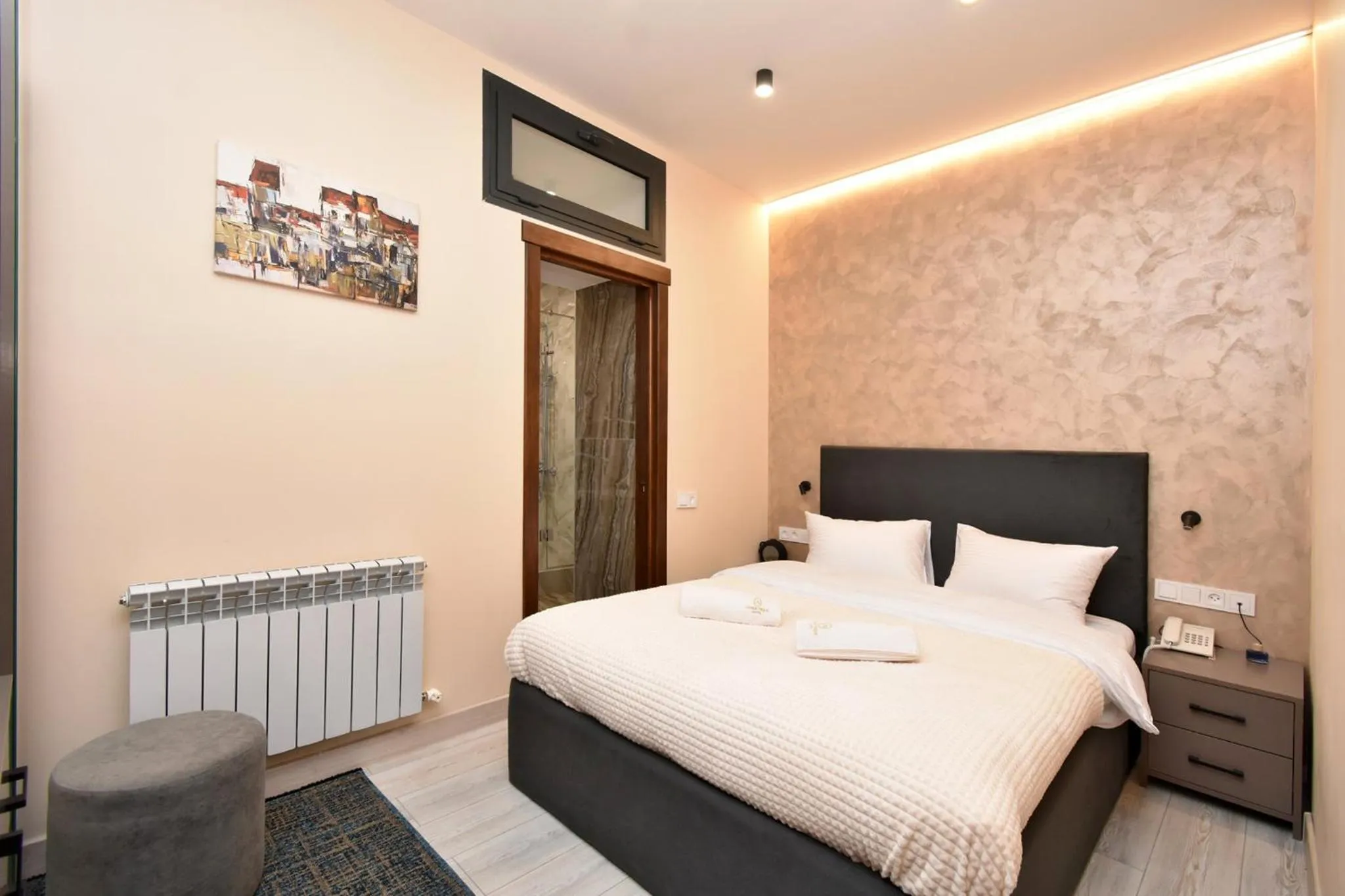 Bed in Avenue 23 Boutique Hotel