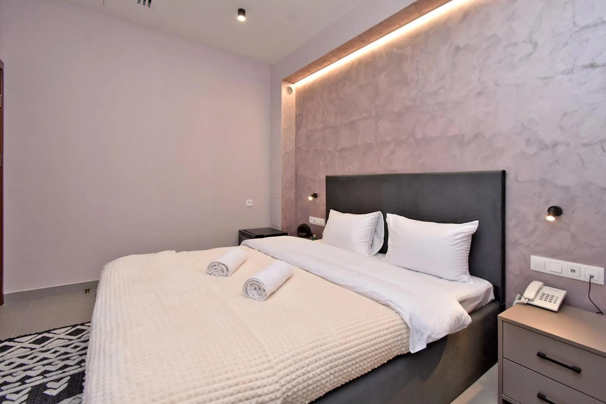 Bed in Avenue 23 Boutique Hotel