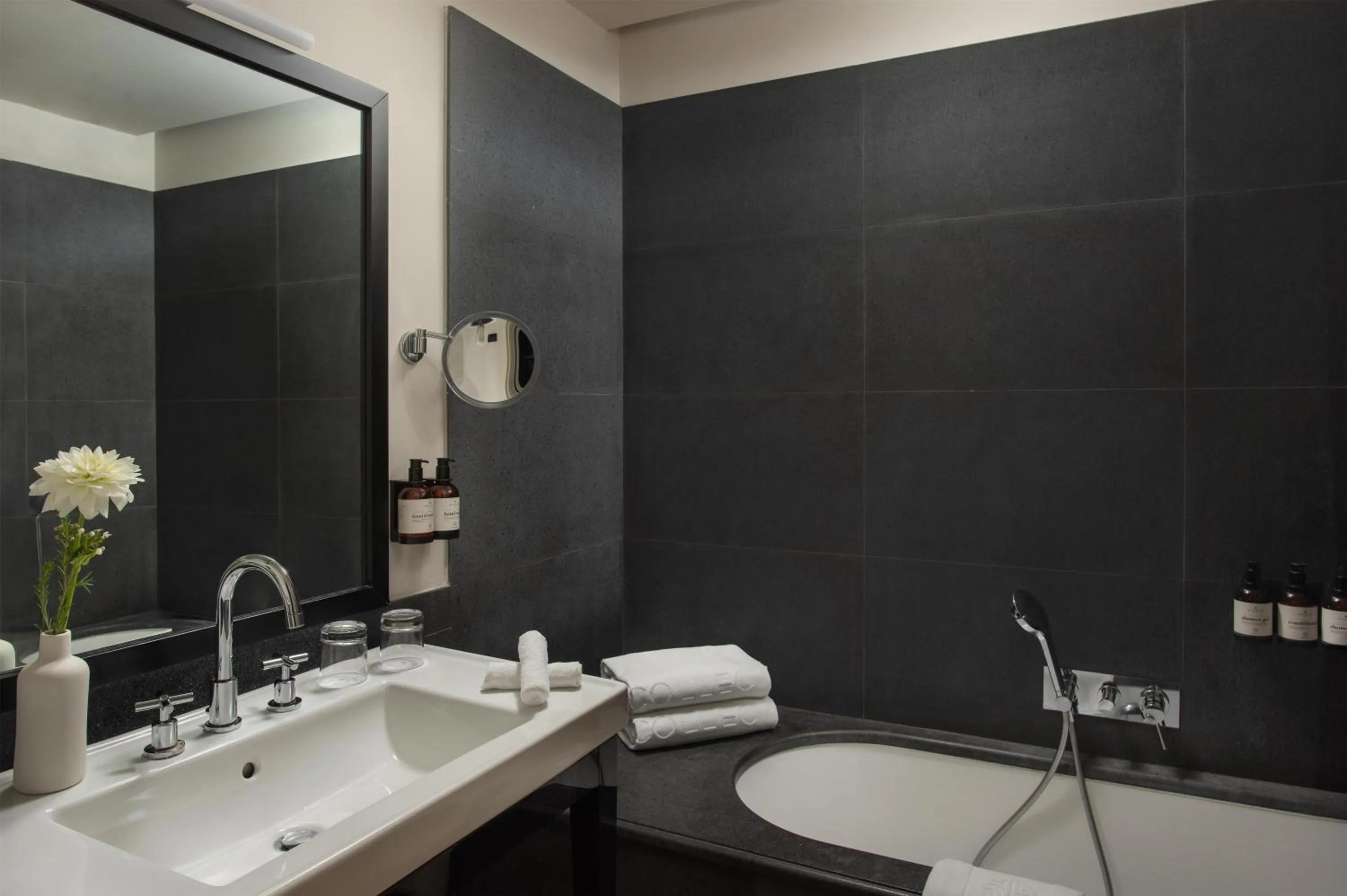 Bedroom in NH Collection Torino Piazza Carlina