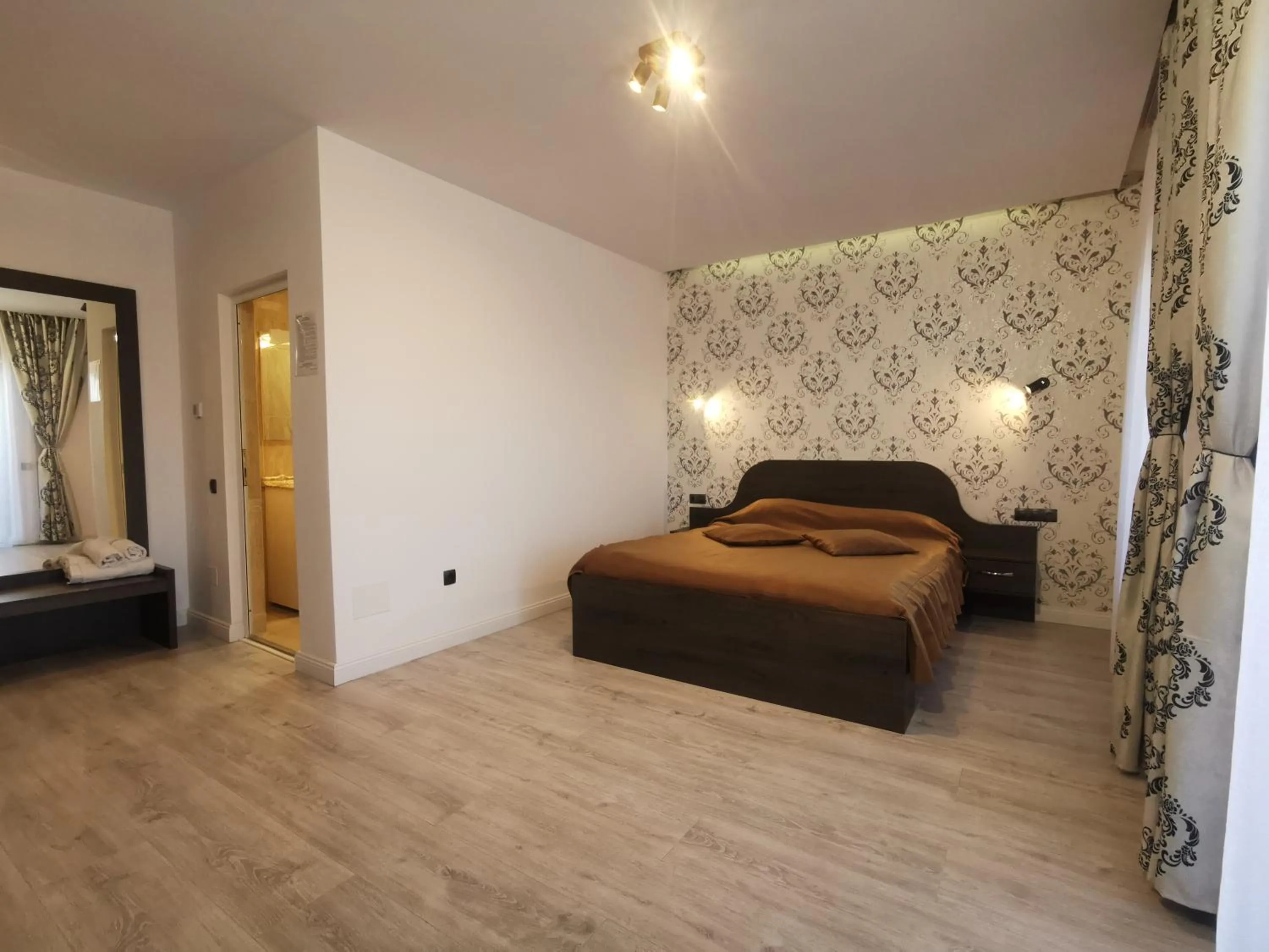 Bed in Pensiunea Gaby