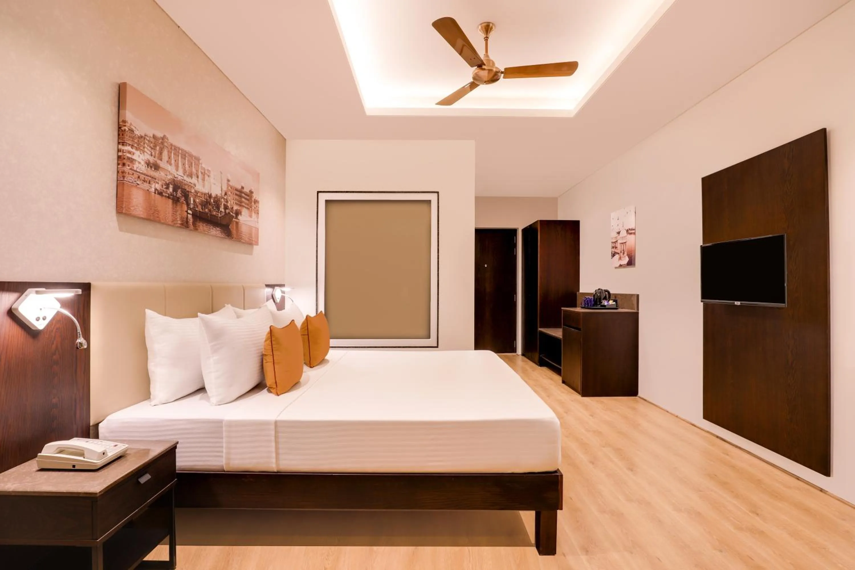 Bed in Keys Select by Lemon Tree Hotels, Udaipur