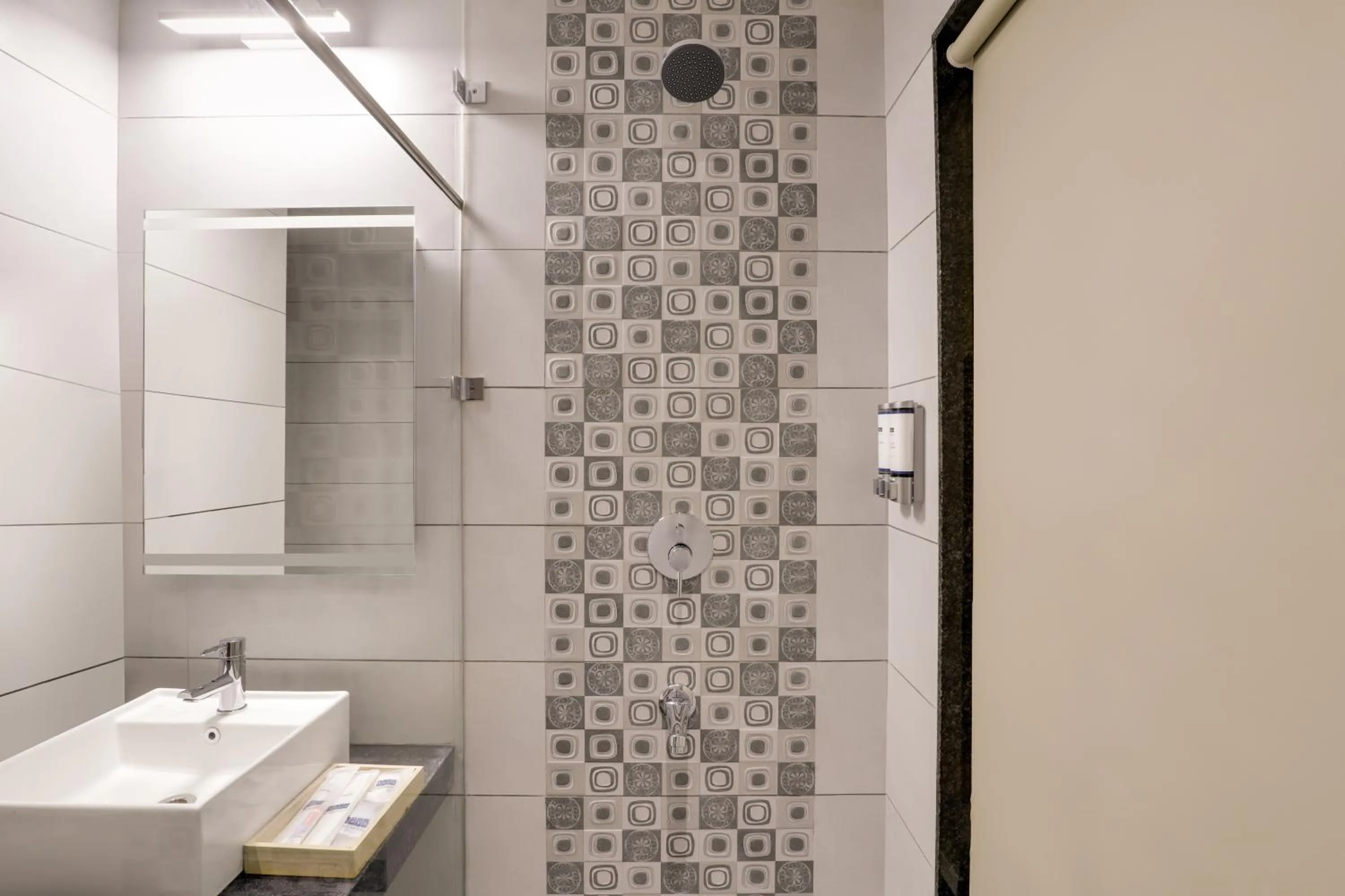 Keys Select by Lemon Tree Hotels, Udaipur