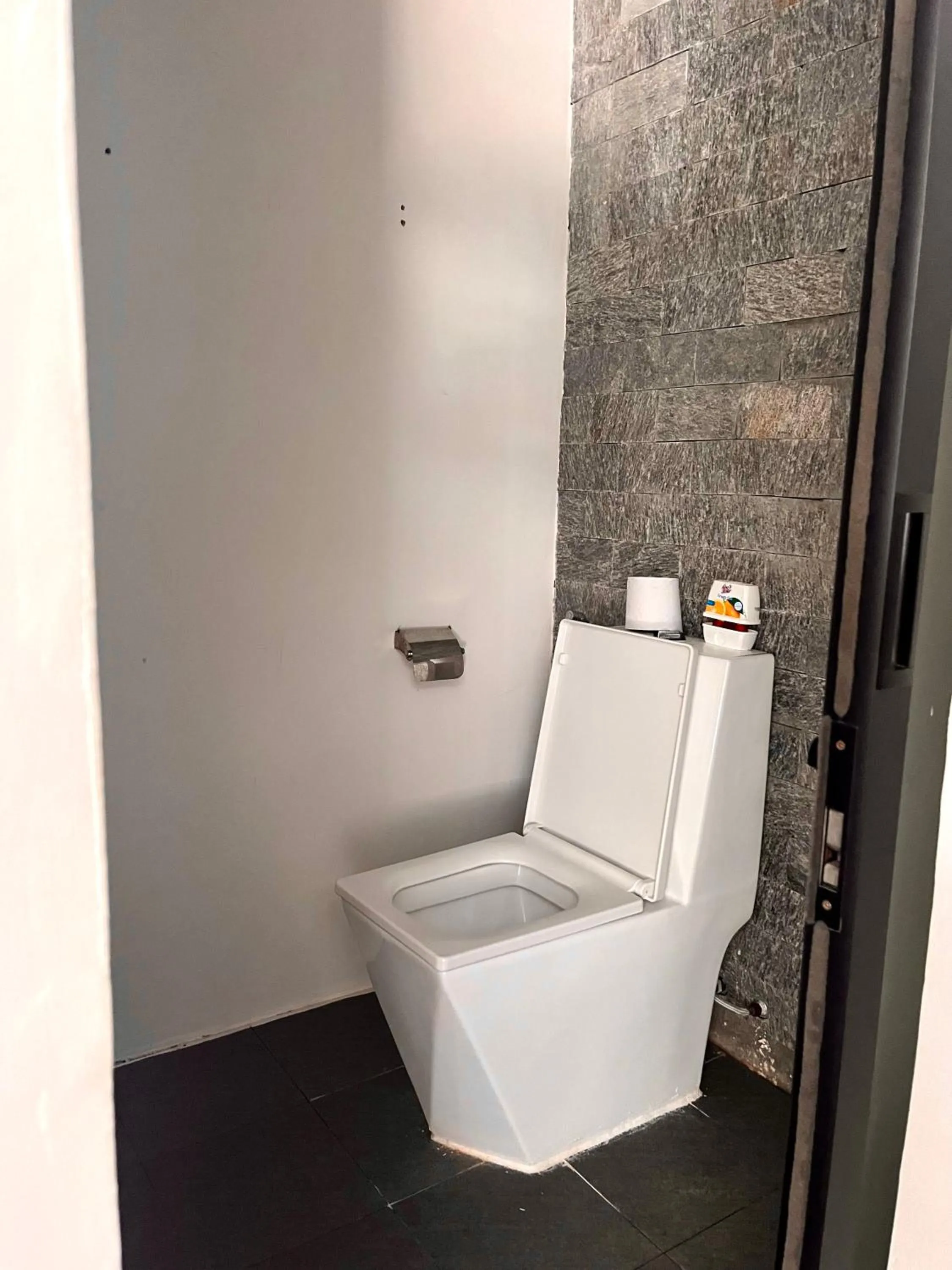 Toilet in Angkor Sand Hotel