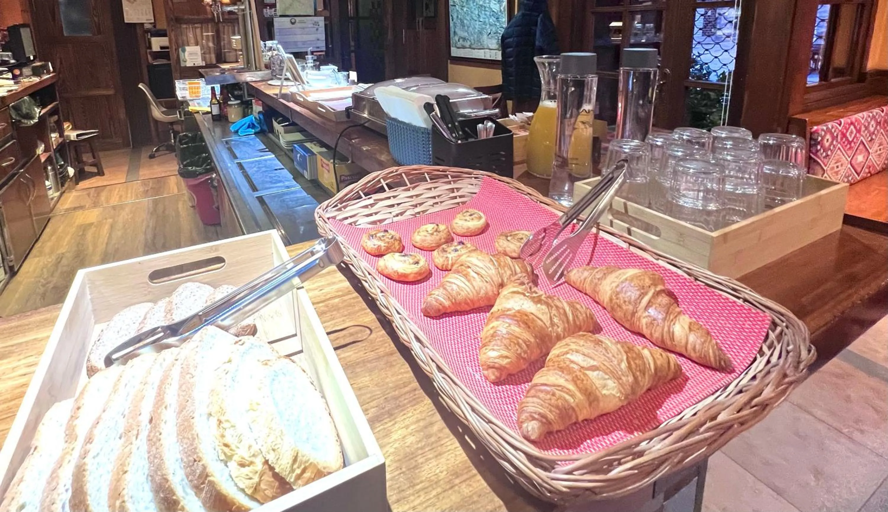 Breakfast in Hotel Solana