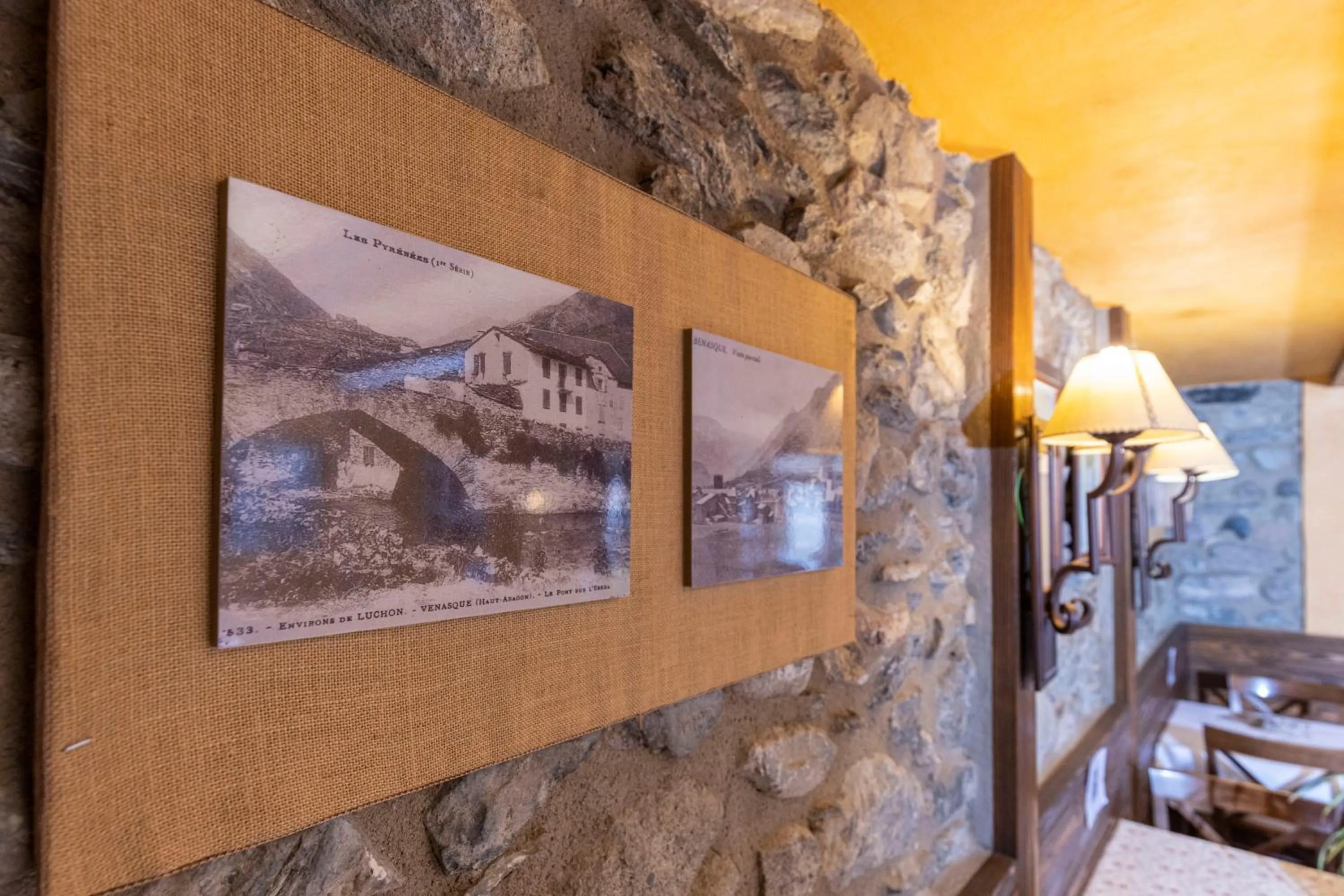 Restaurant/places to eat, Bed in Hotel Solana