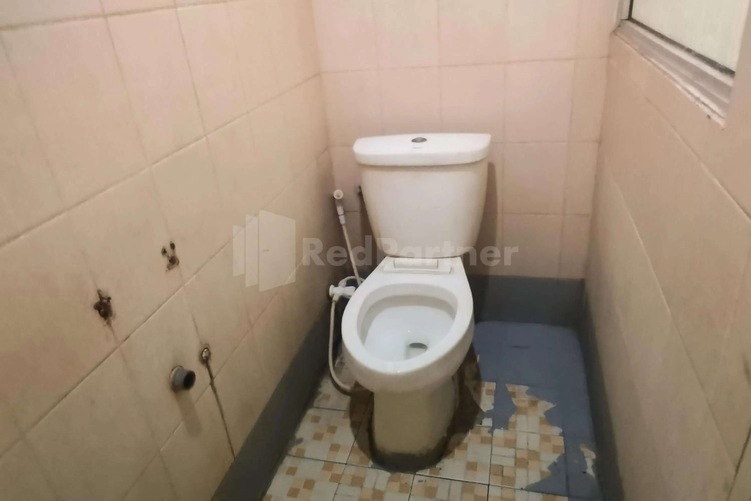 Bathroom in Tangki Residence 1 RedPartner