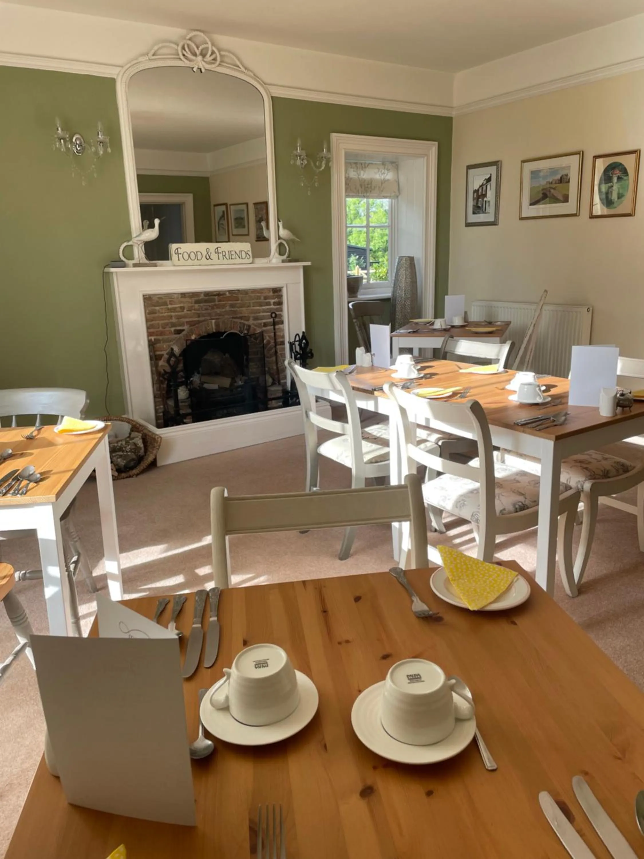 Breakfast in Goss Hall