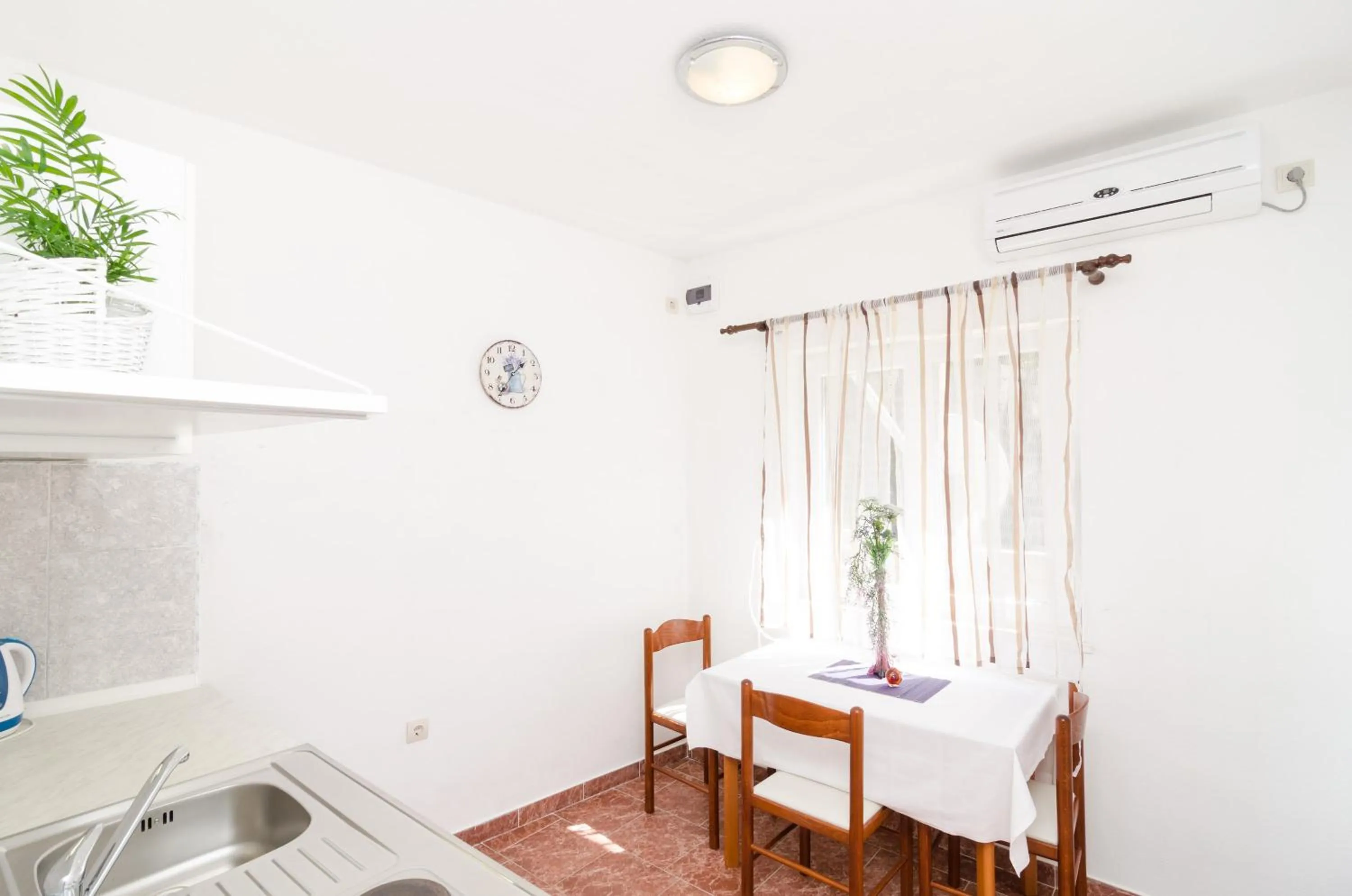 Kitchen or kitchenette in Apartments Matana Chano