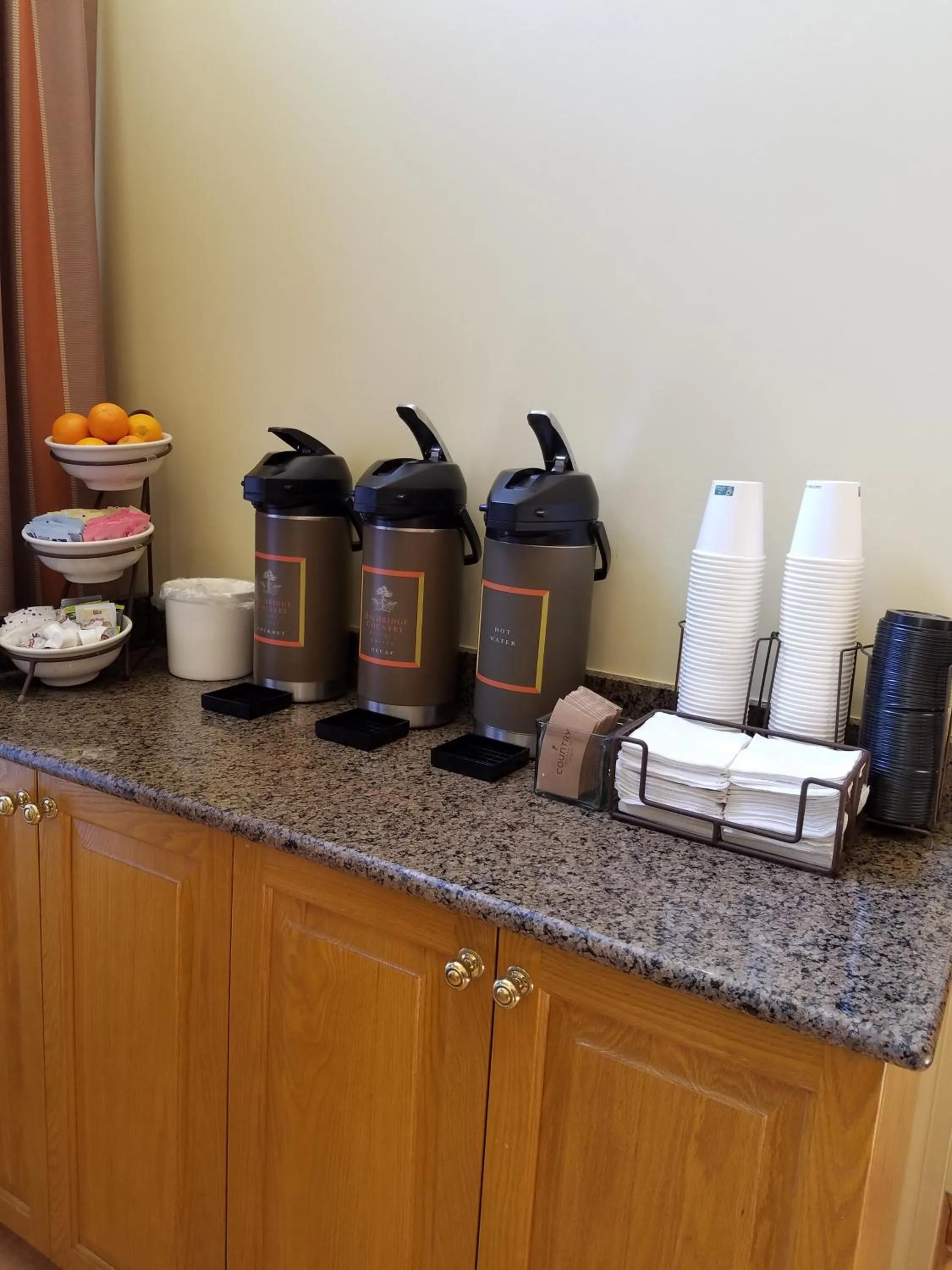 Lobby or reception in Country Inn & Suites by Radisson, Lexington, VA