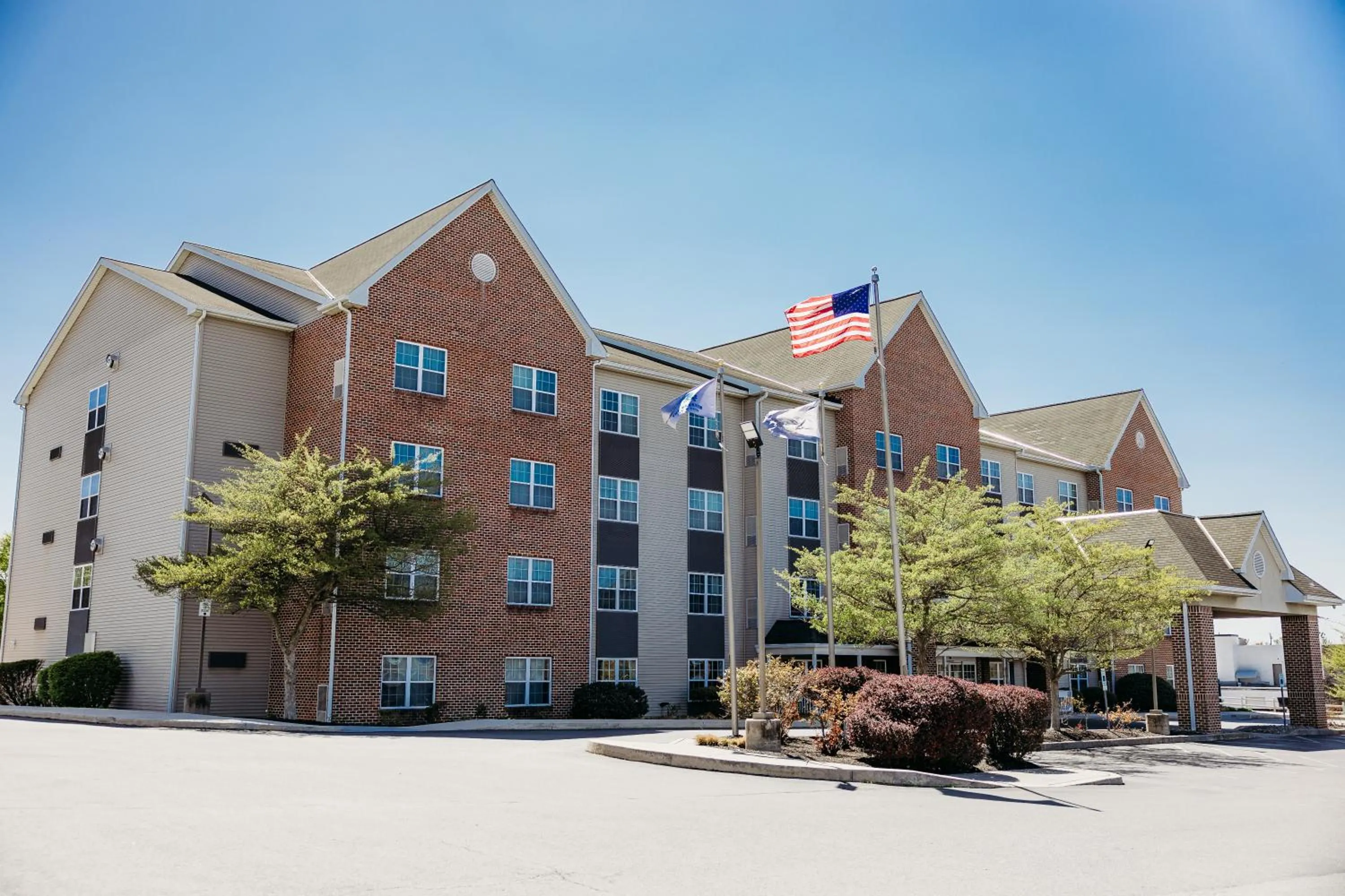 Property building in Parkview Inn & Suites, Lancaster Amish Country, PA