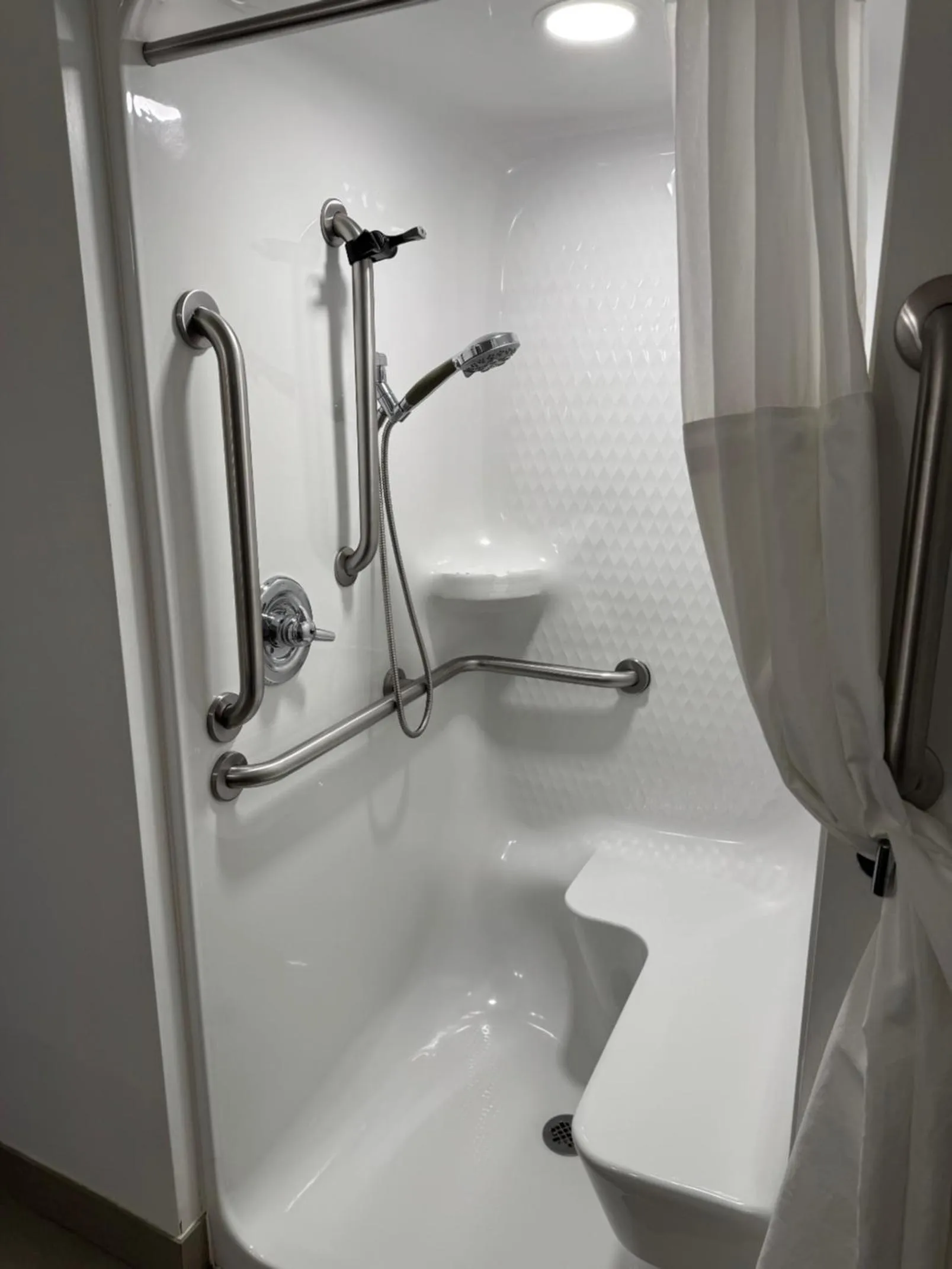 Bathroom in Parkview Inn & Suites, Lancaster Amish Country, PA