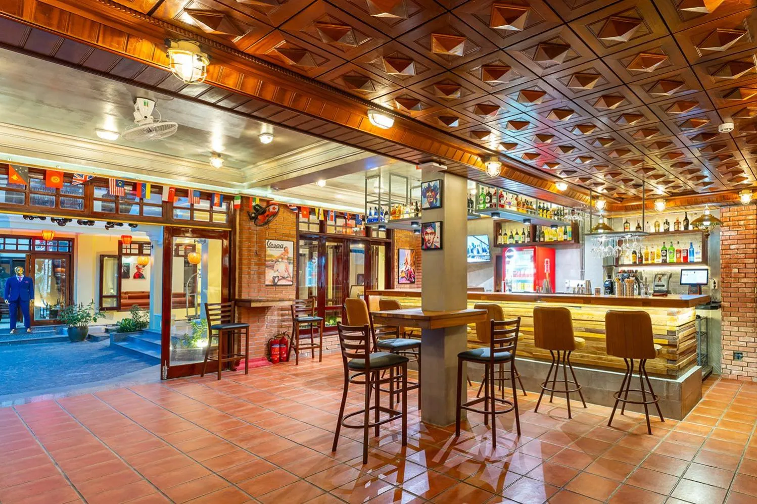 Lounge or bar in ANNAM HERITAGE Boutique Hotel & Spa