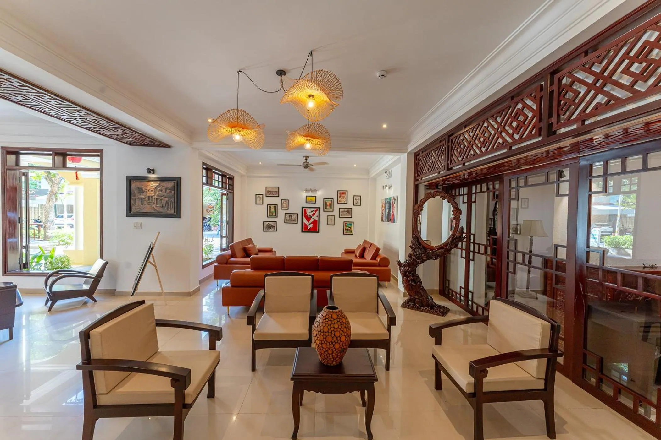 Lobby or reception in ANNAM HERITAGE Boutique Hotel & Spa