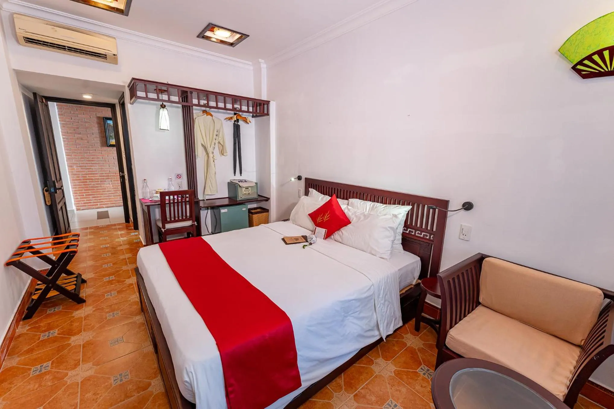 Bed in ANNAM HERITAGE Boutique Hotel & Spa