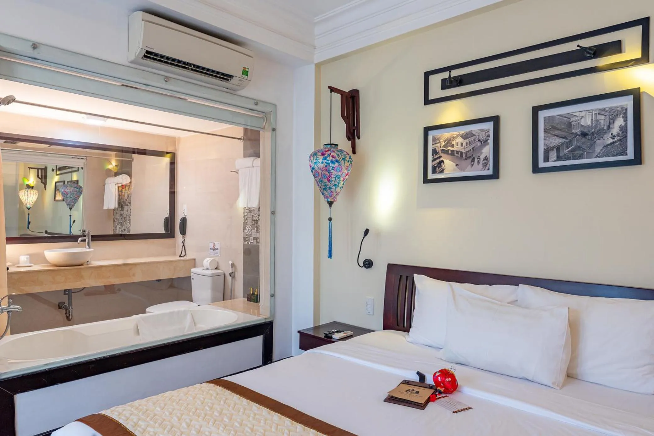 Bed in ANNAM HERITAGE Boutique Hotel & Spa