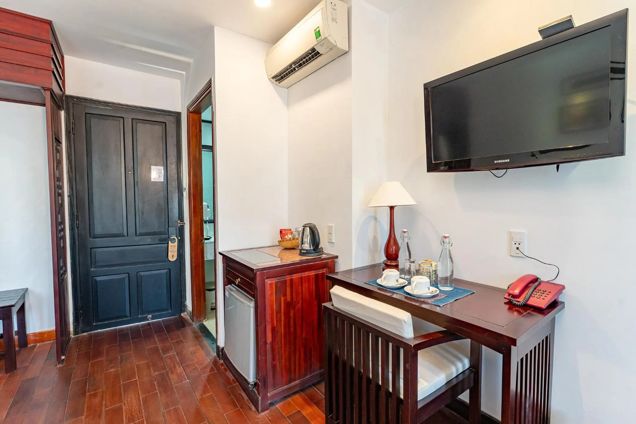 TV and multimedia in ANNAM HERITAGE Boutique Hotel & Spa