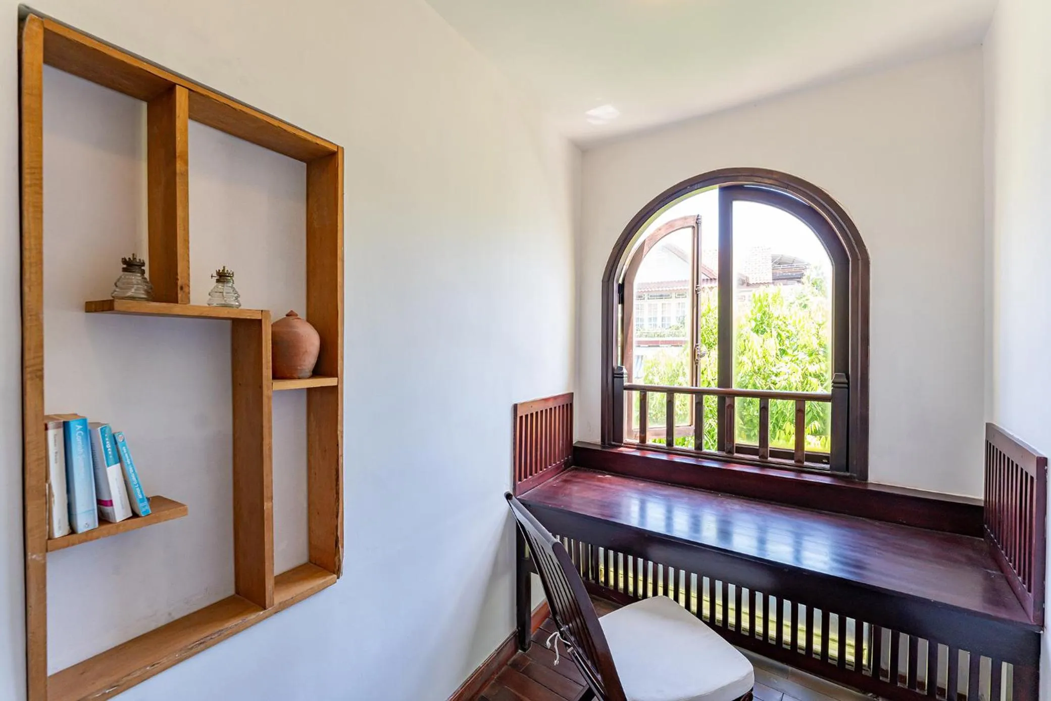 Seating area, Bed in ANNAM HERITAGE Boutique Hotel & Spa