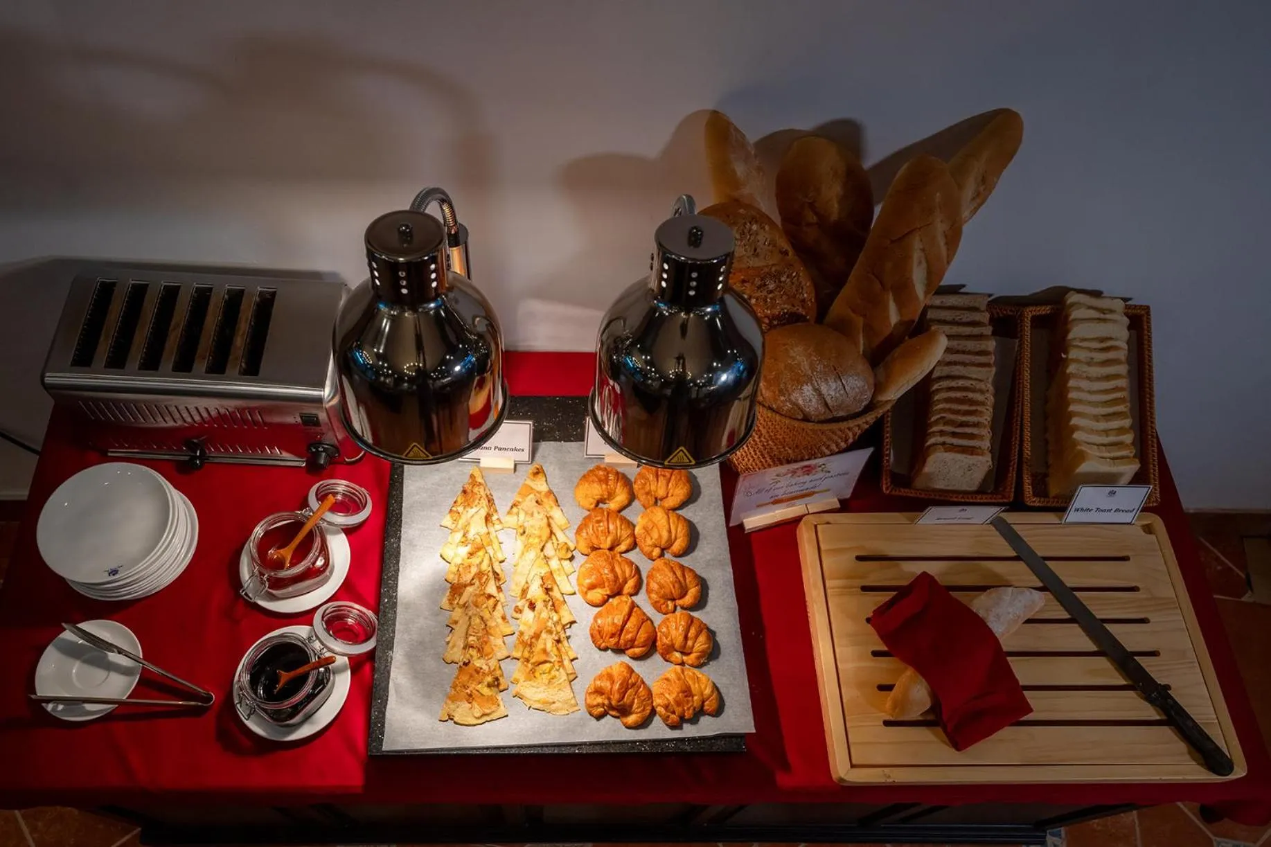 Food and drinks in ANNAM HERITAGE Boutique Hotel & Spa