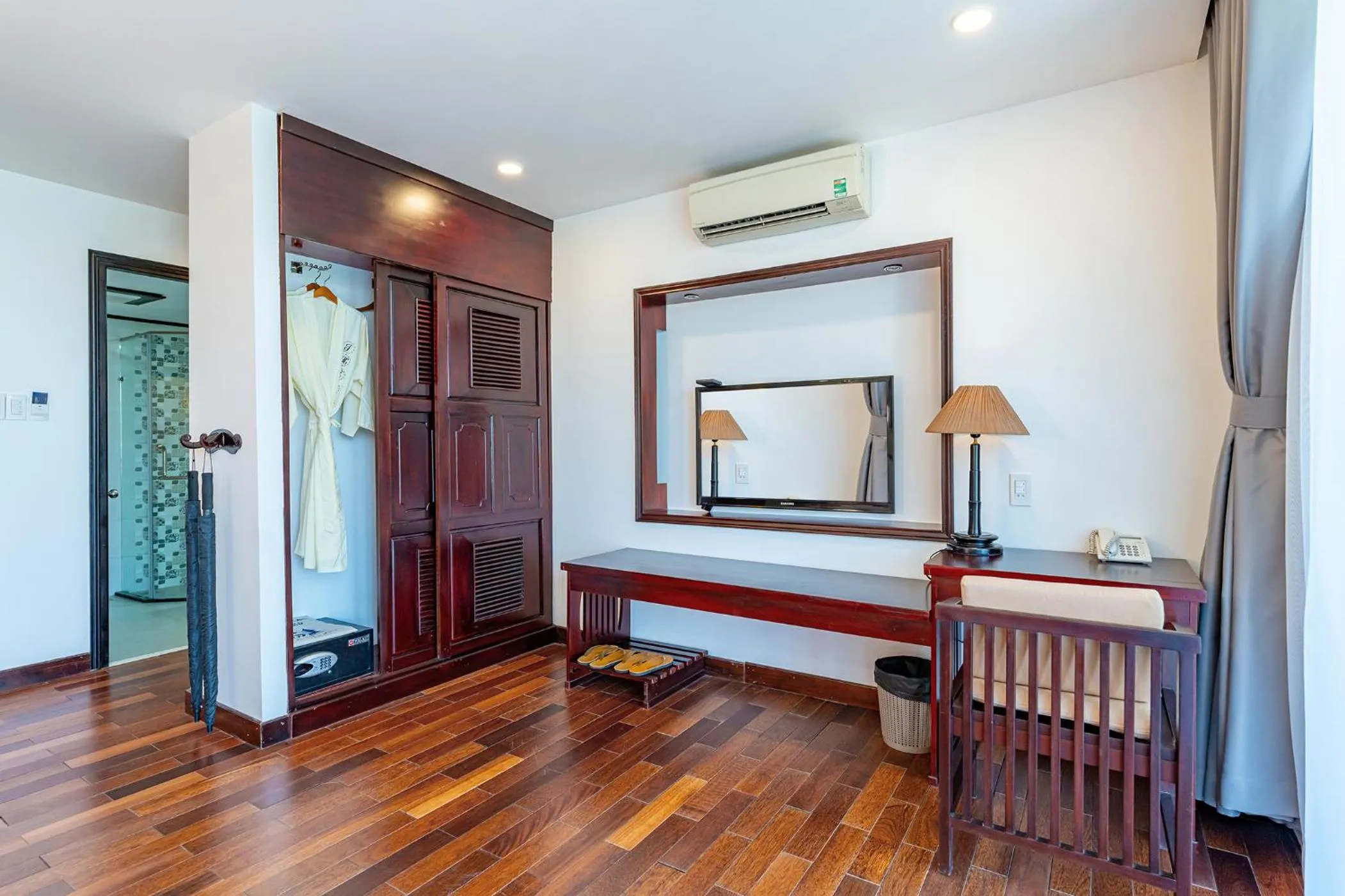 TV and multimedia in ANNAM HERITAGE Boutique Hotel & Spa